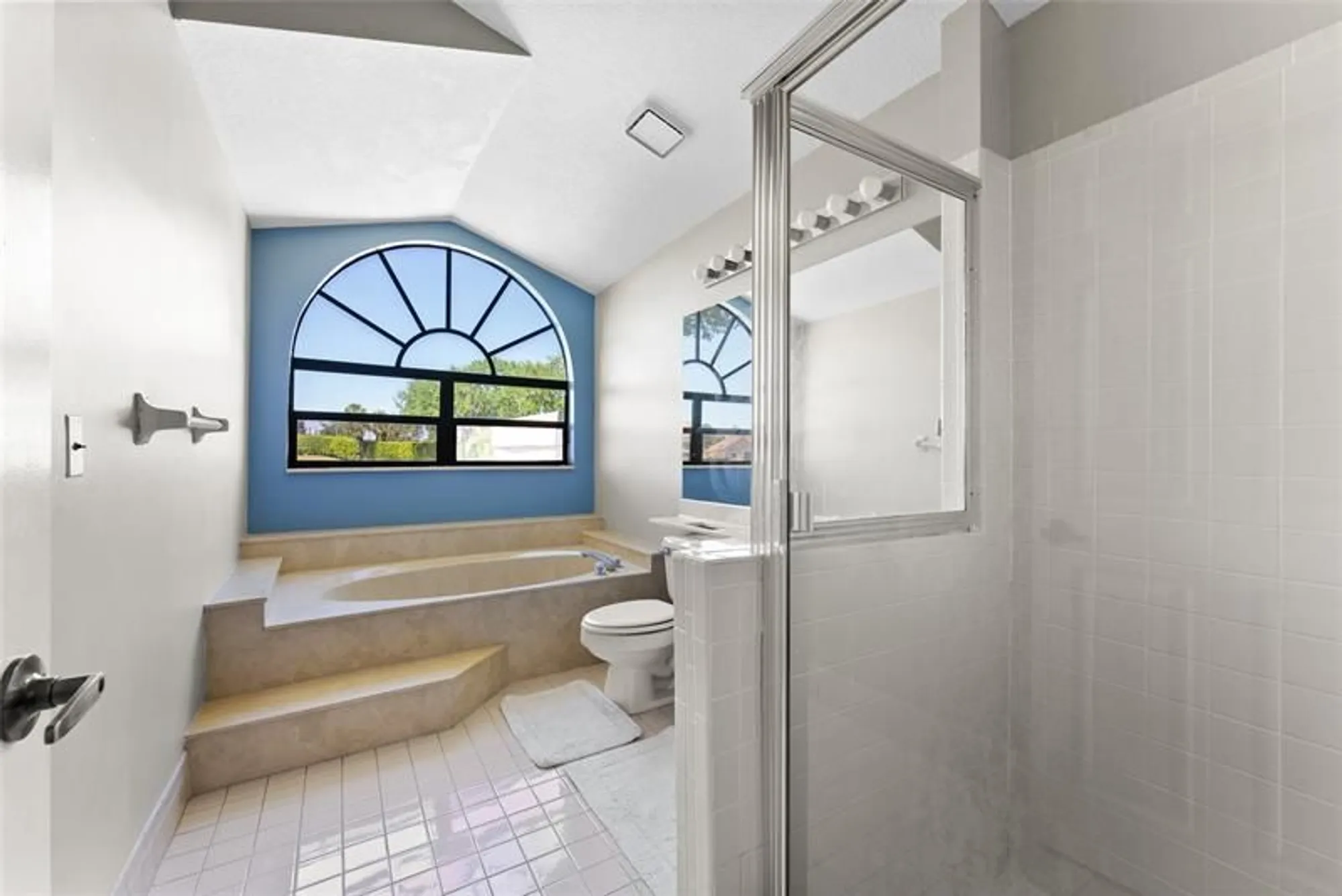 Property Slideshow image 23 of 48 | 6803 bitterbush pl, Boynton Beach, FL, 33472