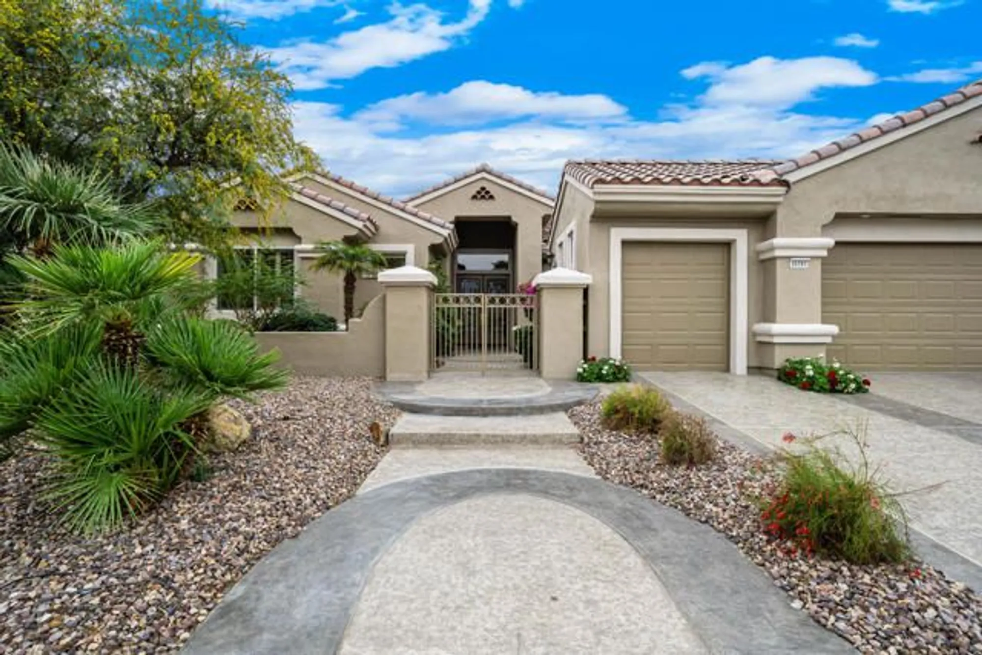 Property Slideshow image 23 of 47 | 35707 stonebriar dr, Palm Desert, CA, 92211