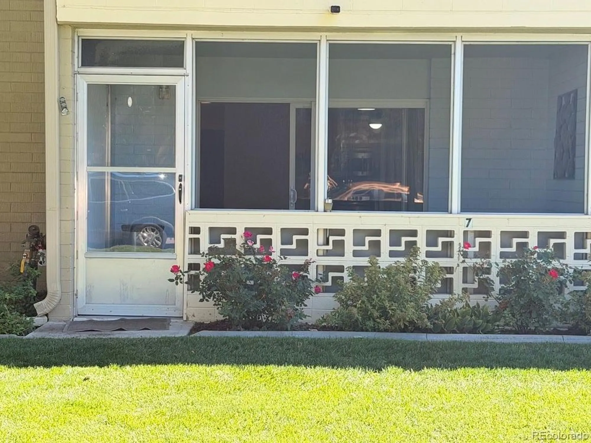 Property Slideshow image 2 of 24 | 710 s clinton st apt 7a, Denver, CO, 80247