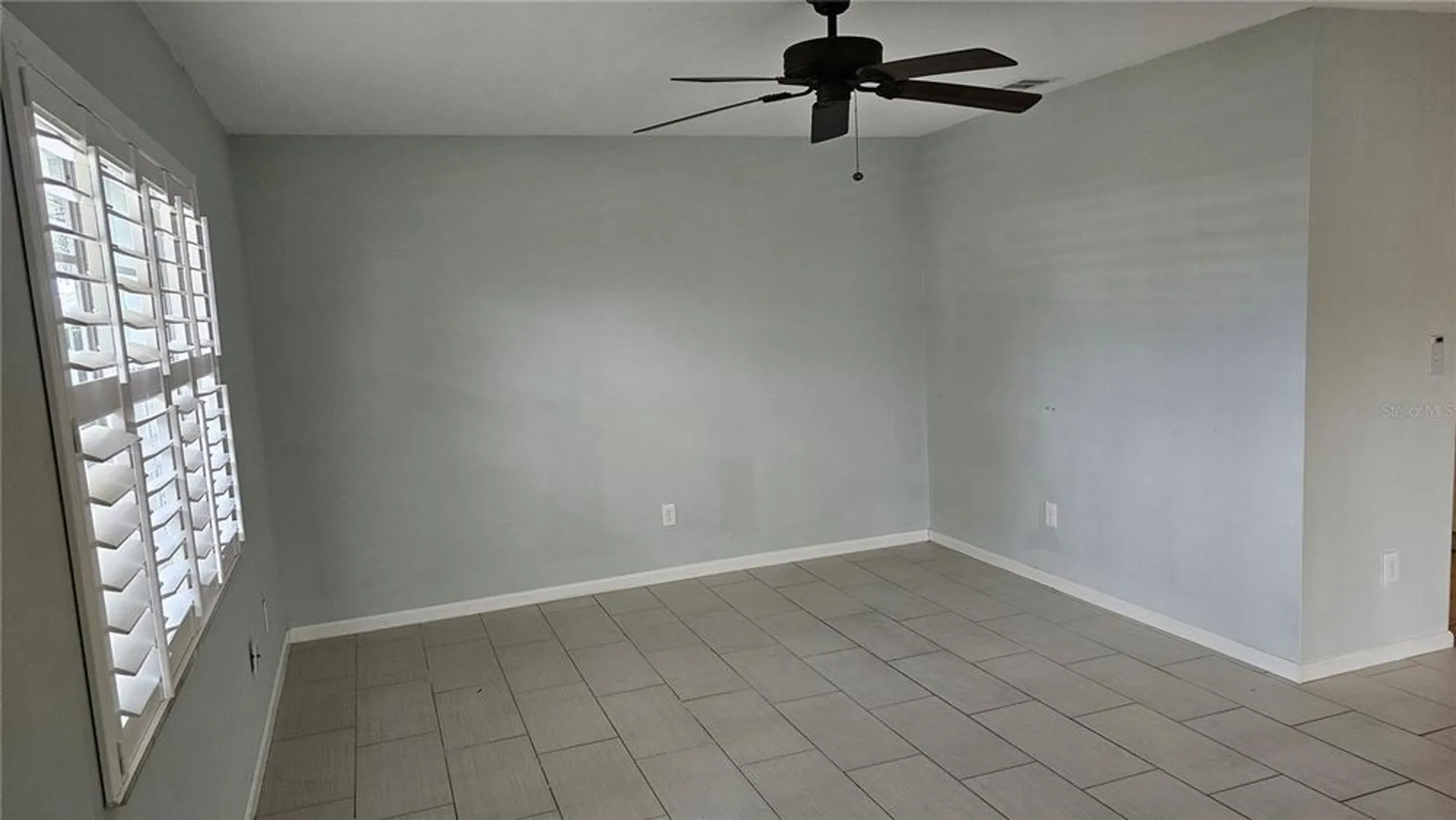 Property Slideshow image 12 of 19 | 1902 dandridge st apt 12, Sun City Center, FL, 33573