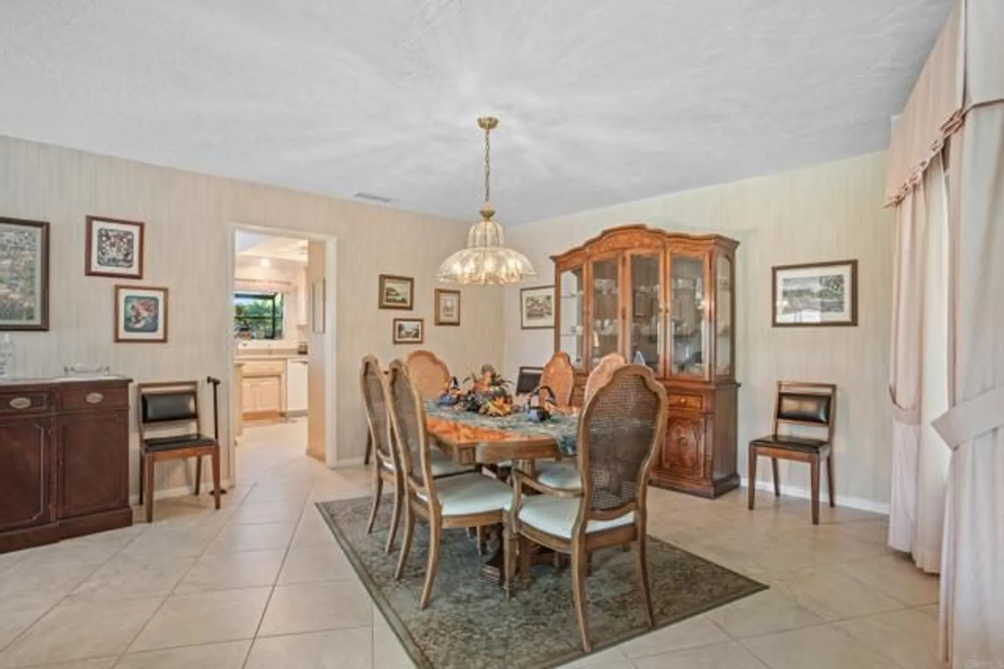 Property Slideshow image 15 of 55 | 10951 rim rd, Escondido, CA, 92026