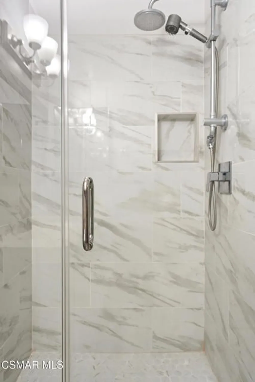 Property Slideshow image 11 of 20 | 327 chestnut hill ct 11, Thousand Oaks, CA, 91360