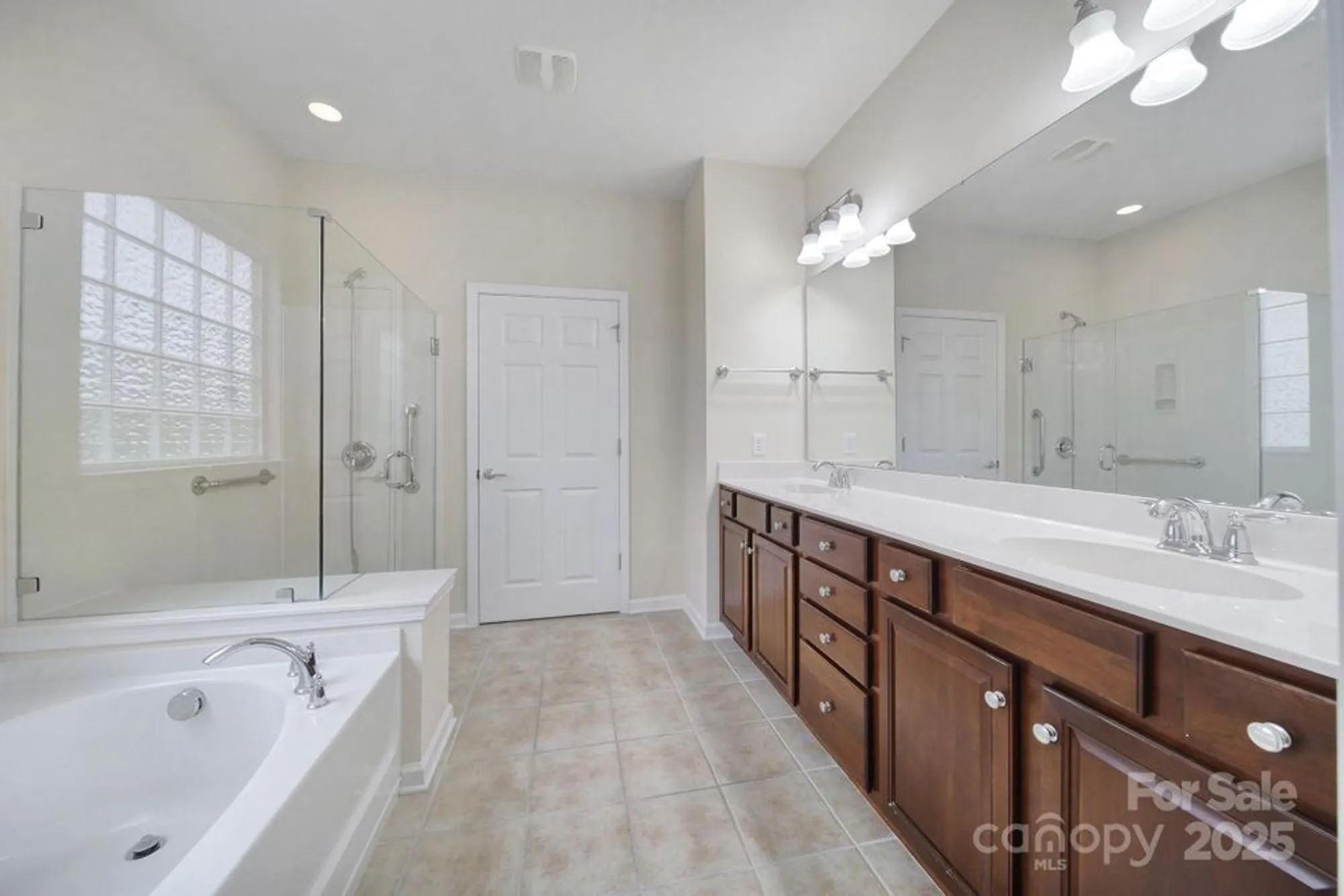 Property Slideshow image 21 of 48 | 1024 mesa verde dr, Fort Mill, SC, 29707