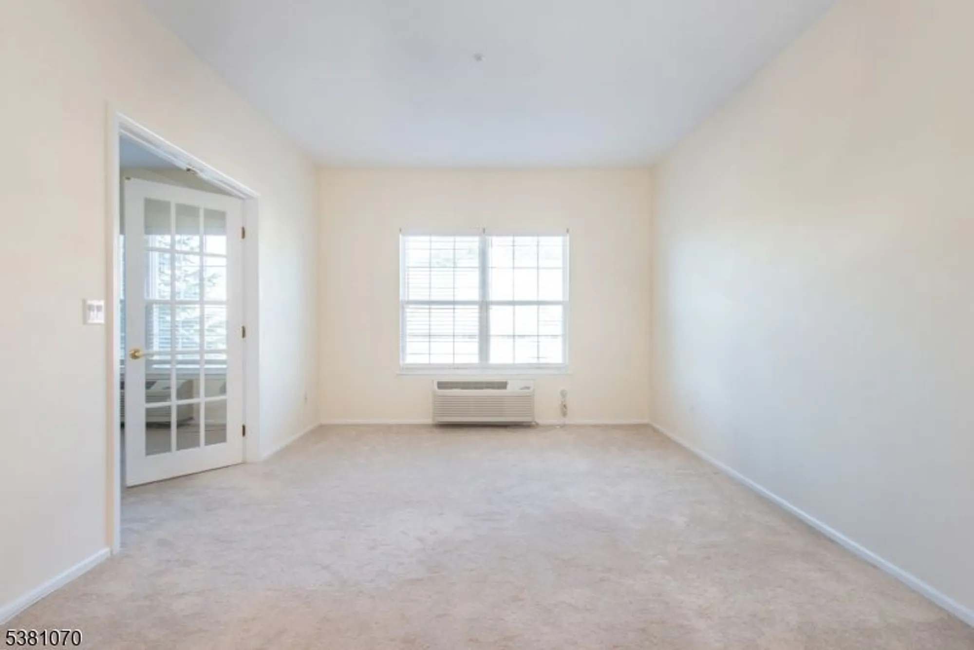 Property Slideshow image 7 of 32 | 2 richmond rd apt 210 210, West Milford, NJ, 07480