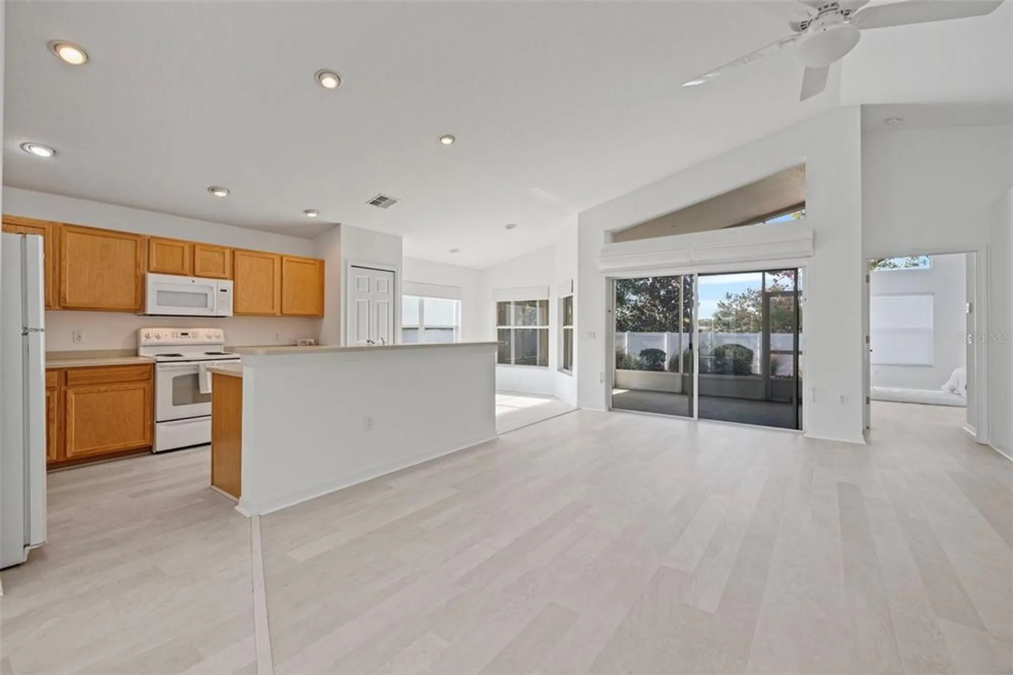 Property Slideshow image 12 of 53 | 1133 mystic ct, Spring Hill, FL, 34609