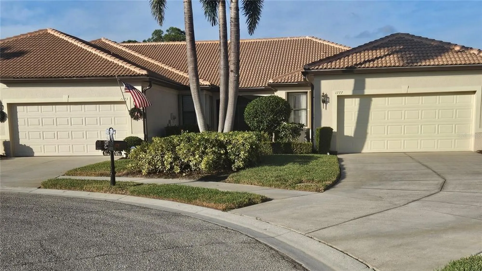 Property Slideshow image 1 of 43 | 1773 batello dr, Venice, FL, 34292