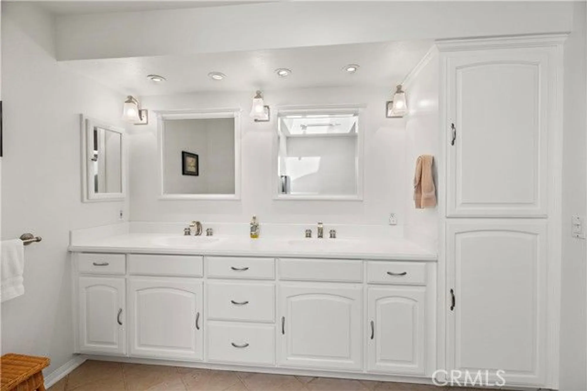 Property Slideshow image 21 of 63 | 23323 el greco, Mission Viejo, CA, 92692