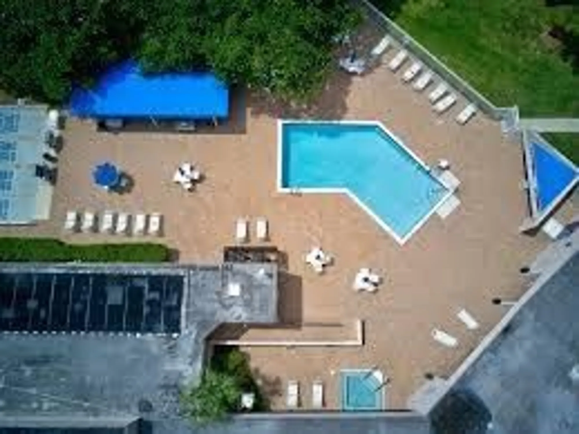 Property Slideshow image 8 of 30 | 9301 lime bay blvd 204, Tamarac, FL, 33321