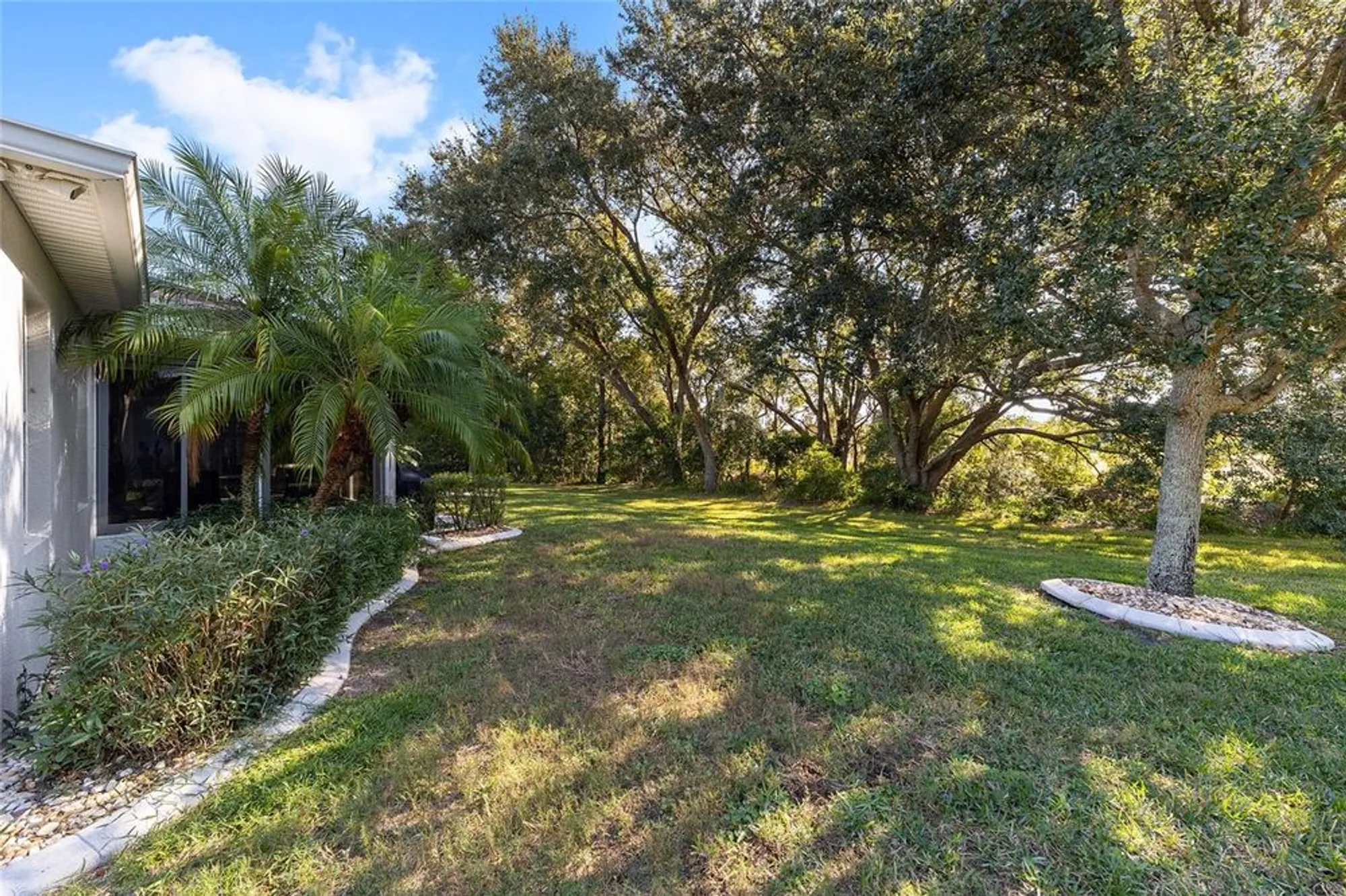 Property Slideshow image 37 of 58 | 26555 manassas dr, Leesburg, FL, 34748