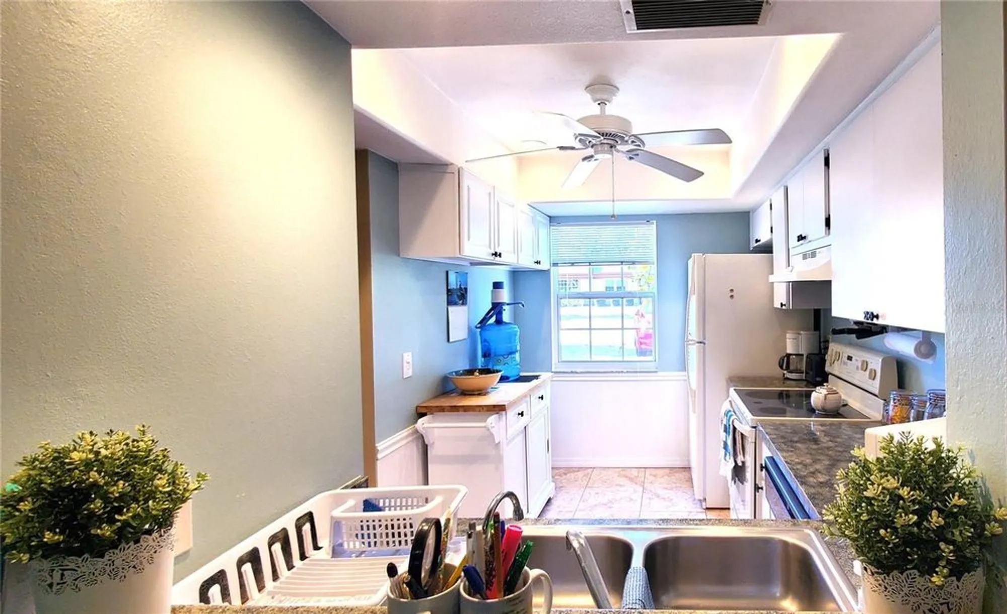 Property Slideshow image 5 of 20 | 11204 pembridge ct 5, Port Richey, FL, 34668