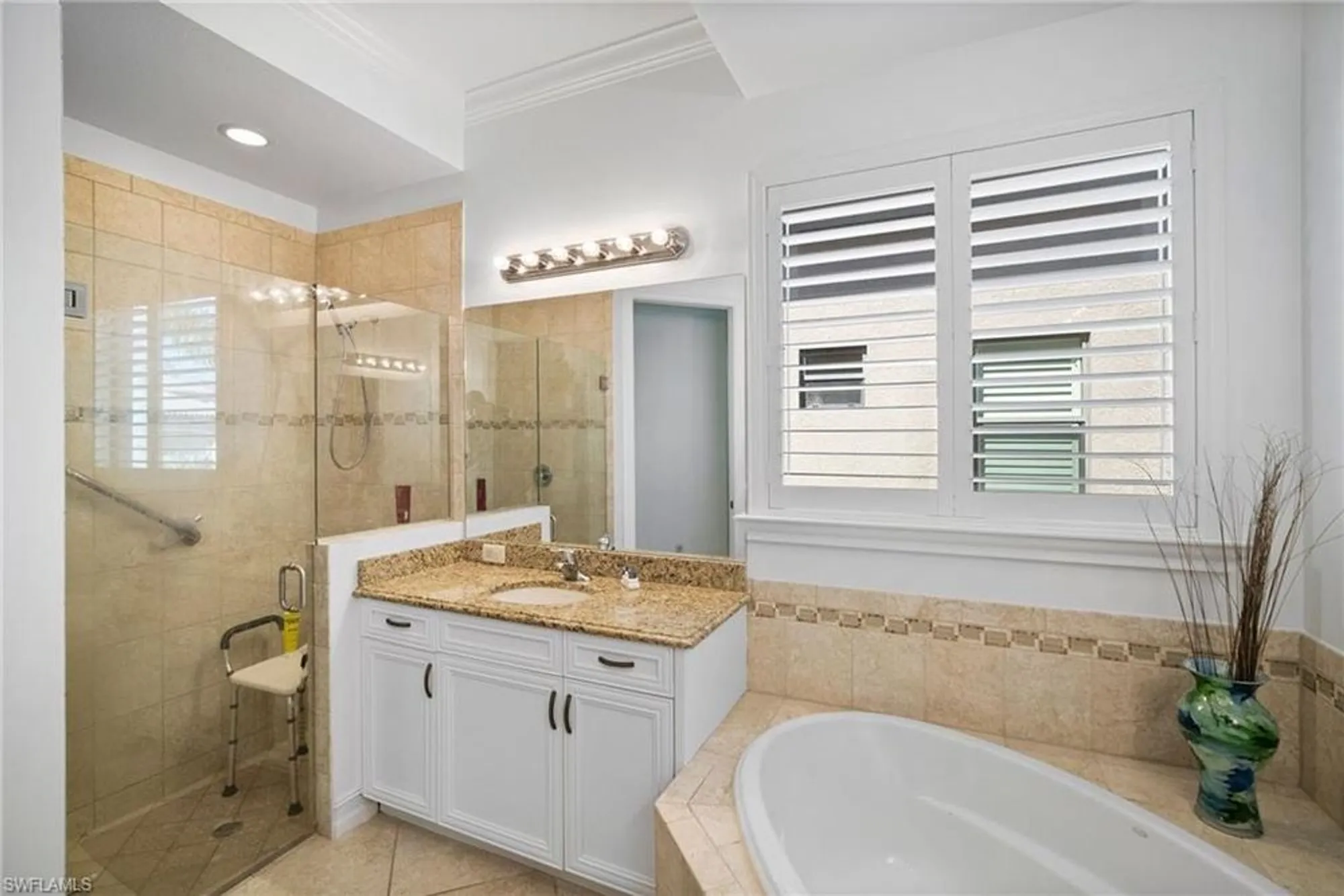 Property Slideshow image 12 of 49 | 8326 adelio ln, Fort Myers, FL, 33912