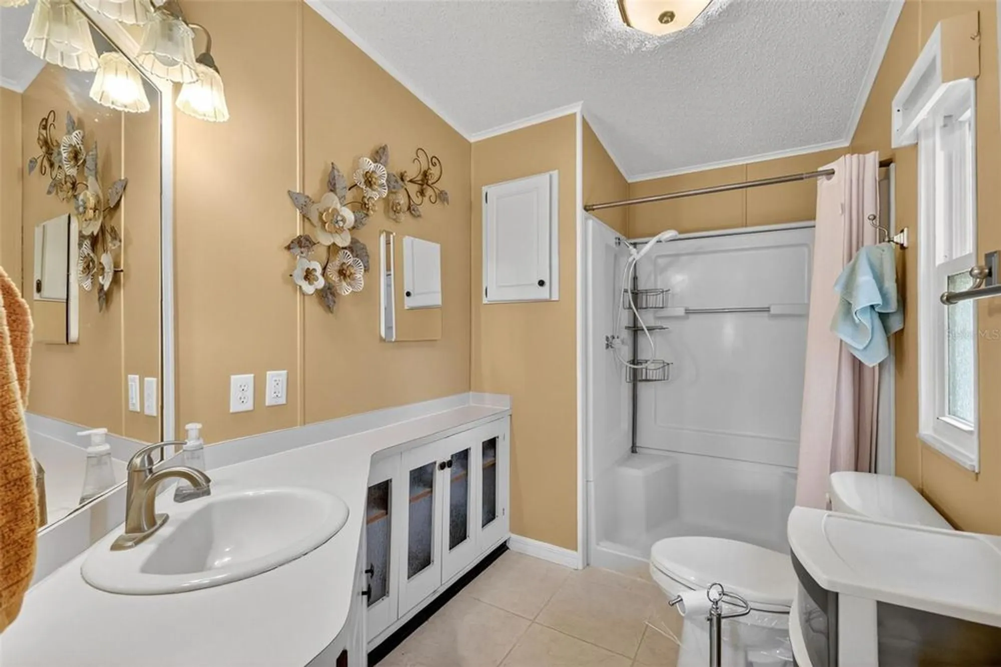 Property Slideshow image 14 of 28 | 5140 desoto way, Leesburg, FL, 34748