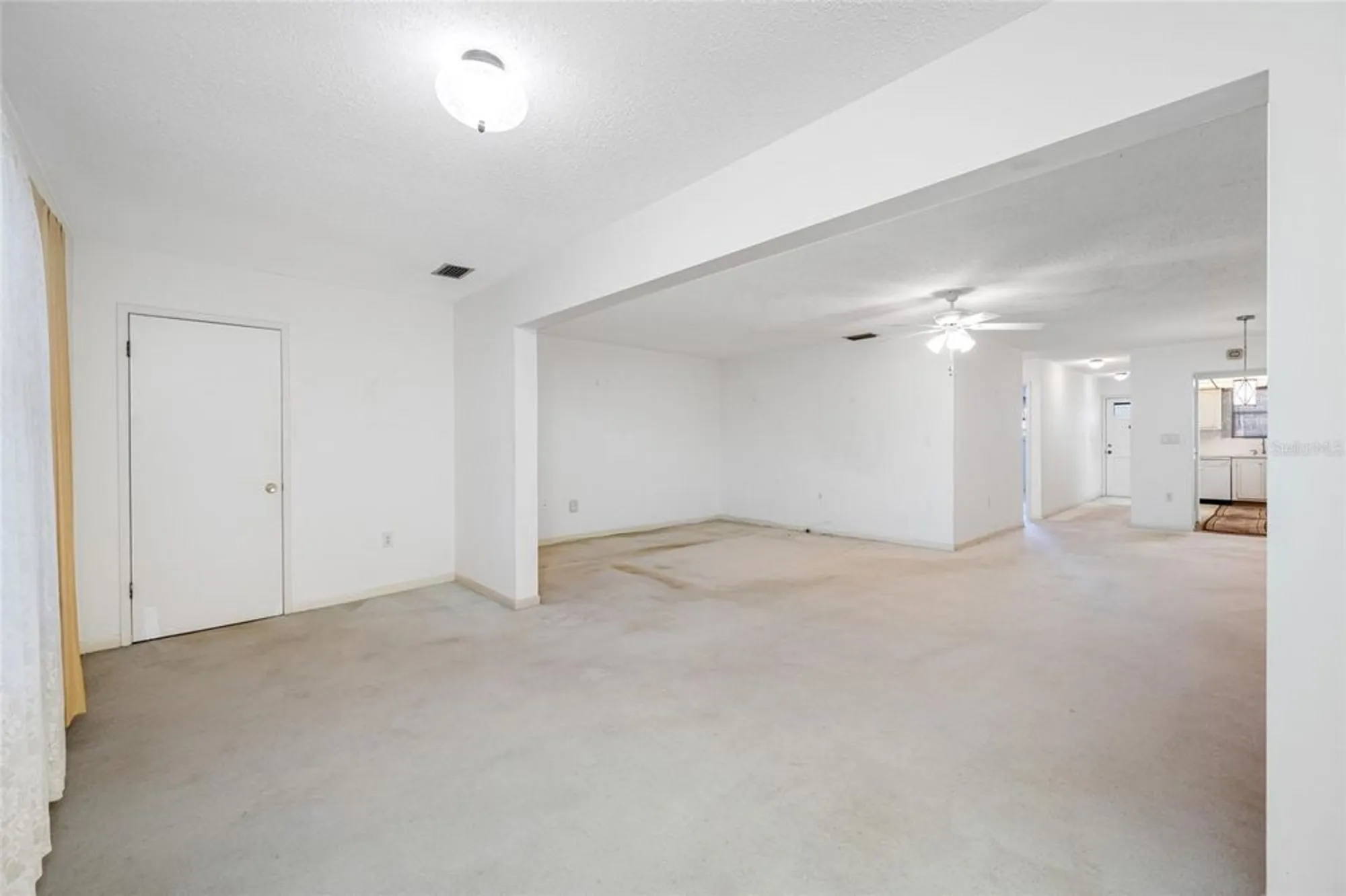 Property Slideshow image 23 of 39 | 5660 80th st n unit d207, St Petersburg, FL, 33709