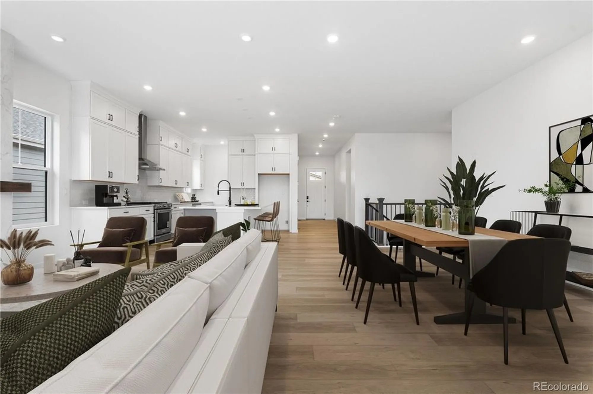 Property Slideshow image 5 of 29 | 11112 amber light cir, Littleton, CO, 80125