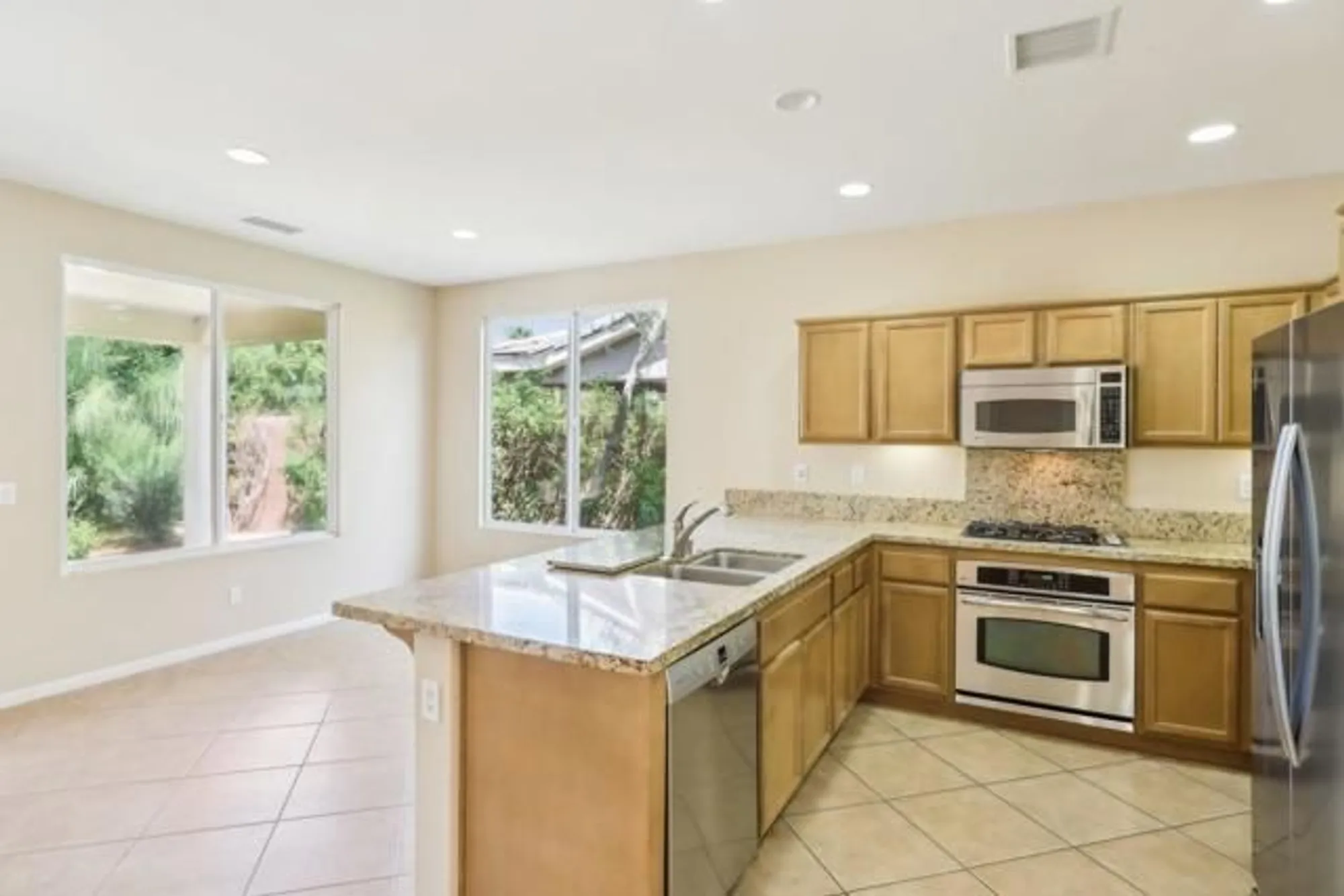 Property Slideshow image 21 of 73 | 81772 rustic canyon dr, La Quinta, CA, 92253