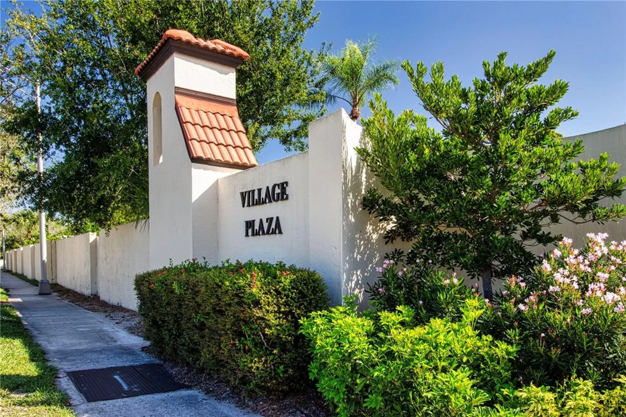 Property Slideshow image 48 of 58 | 3690 pinecrest st 124, Sarasota, FL, 34232