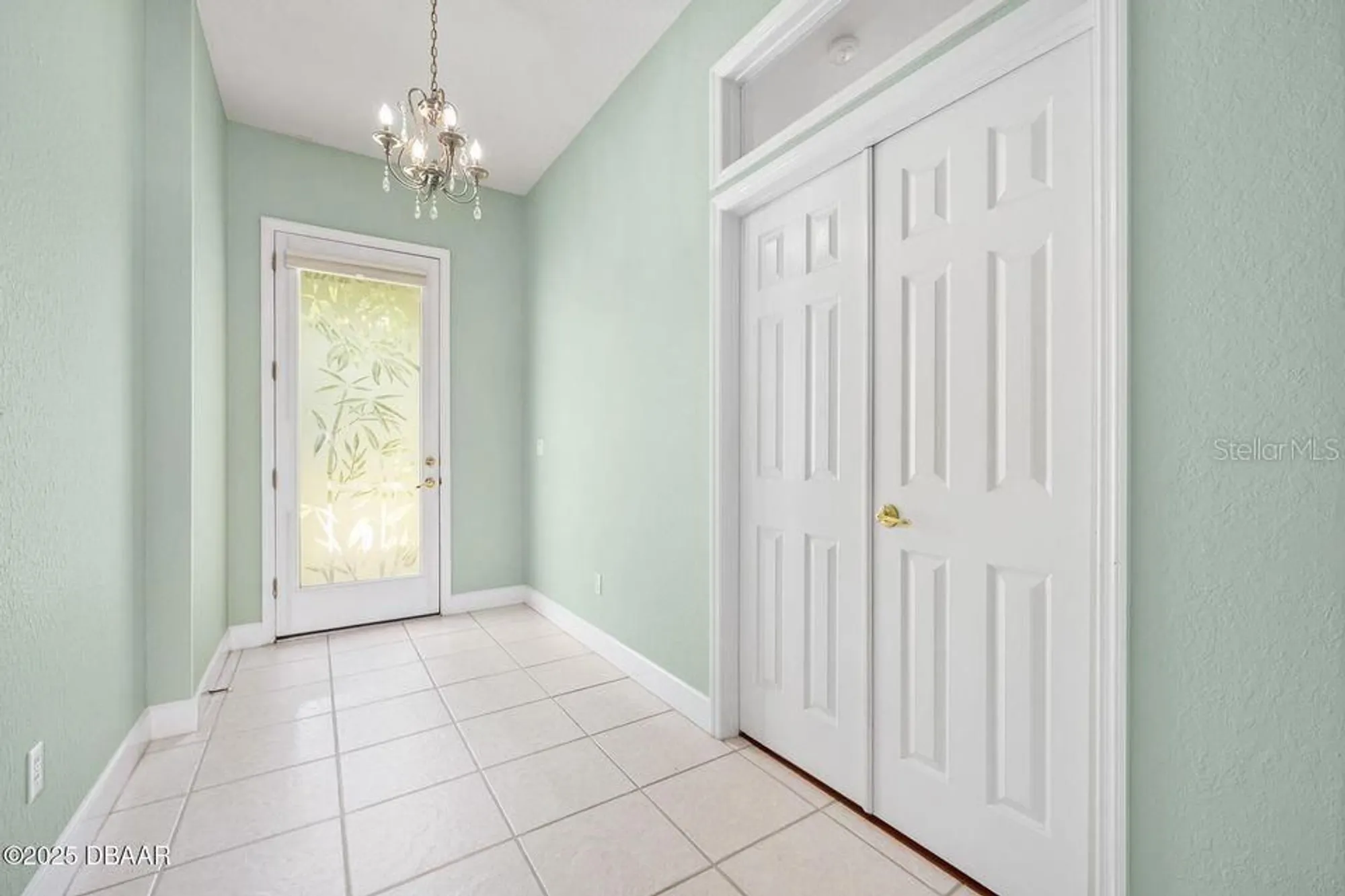 Property Slideshow image 6 of 70 | 3132 connemara dr, Ormond Beach, FL, 32174