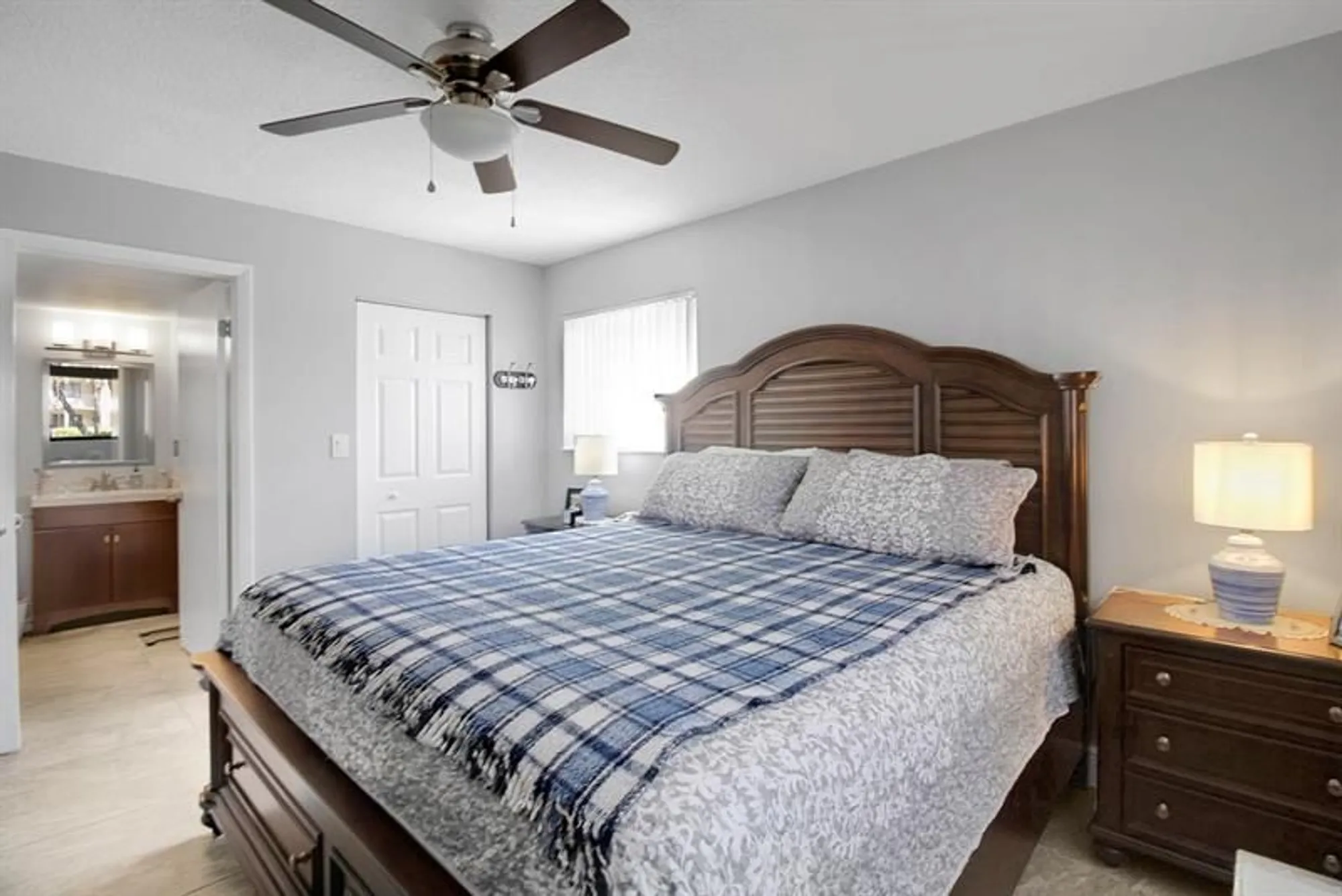 Property Slideshow image 5 of 22 | 7194 ashmont cir # 112, Tamarac, FL, 33321