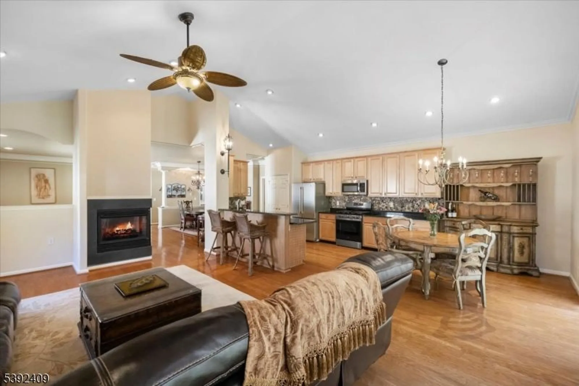 Property Slideshow image 10 of 37 | 29 daulton dr, Somerset, NJ, 08873