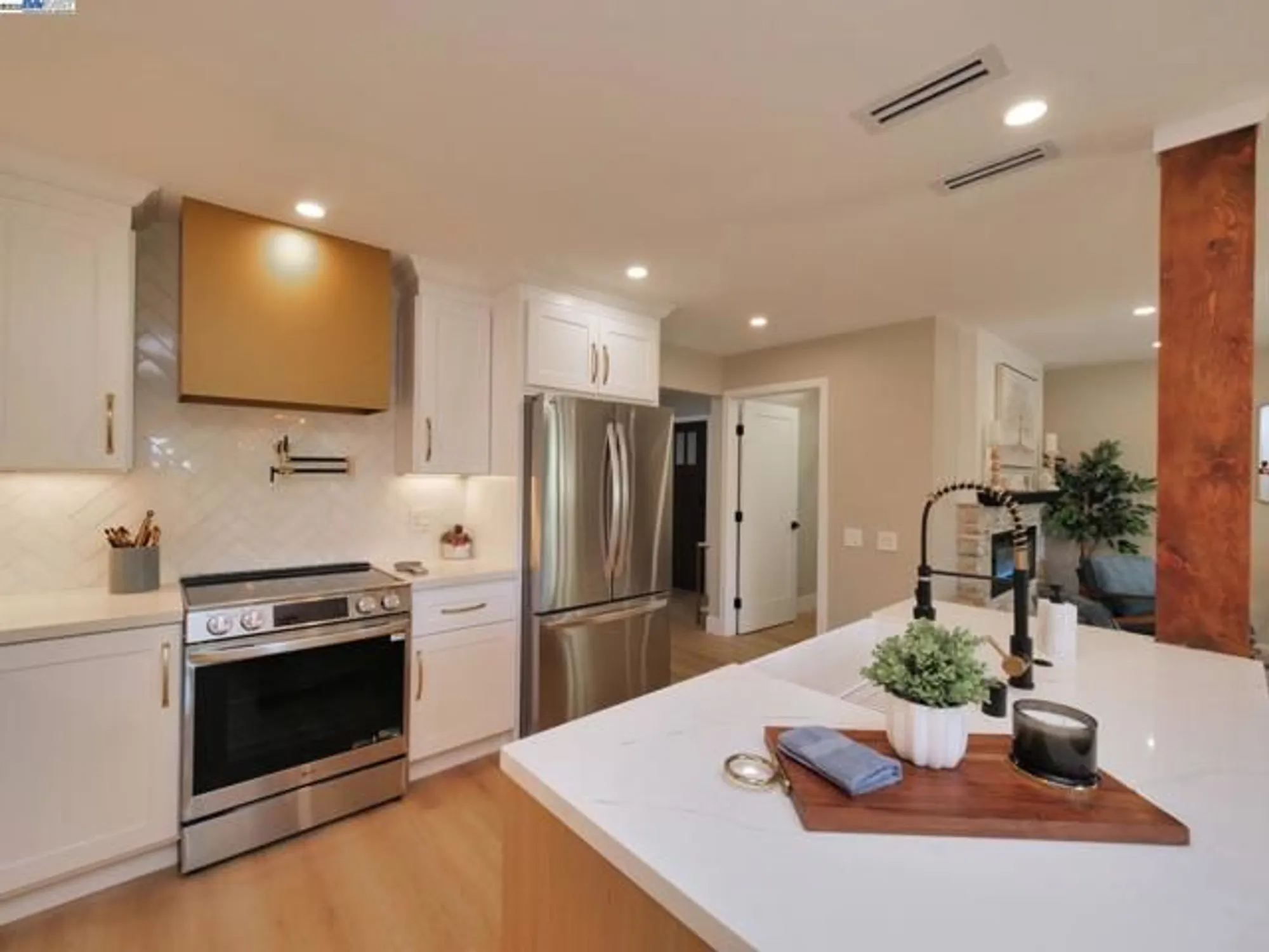 Property Slideshow image 7 of 26 | 1732 oakmont dr 8, Walnut Creek, CA, 94595