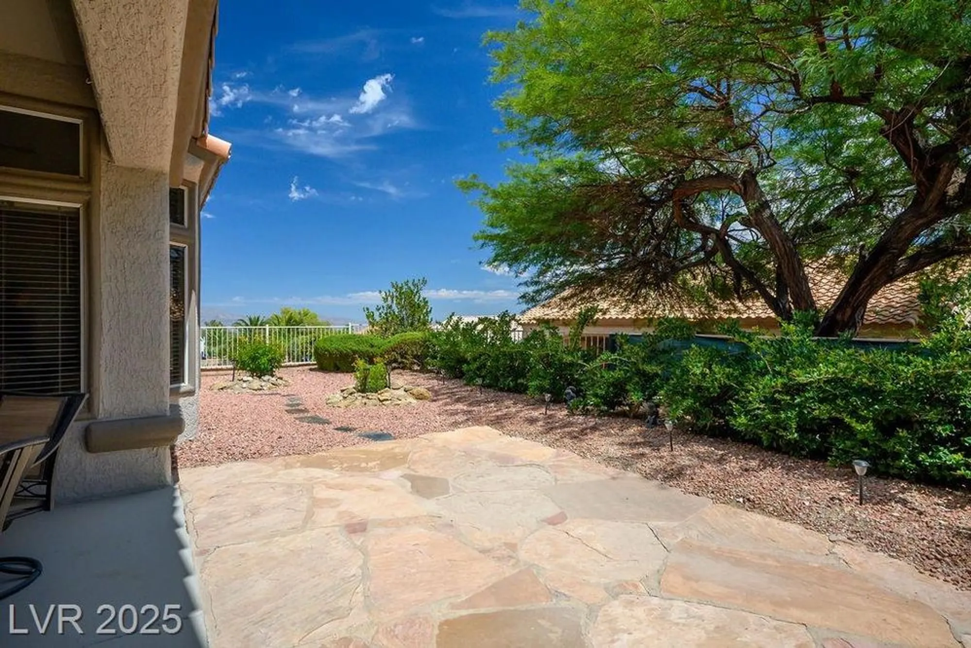 Property Slideshow image 33 of 80 | 2620 hanging rock dr, Las Vegas, NV, 89134