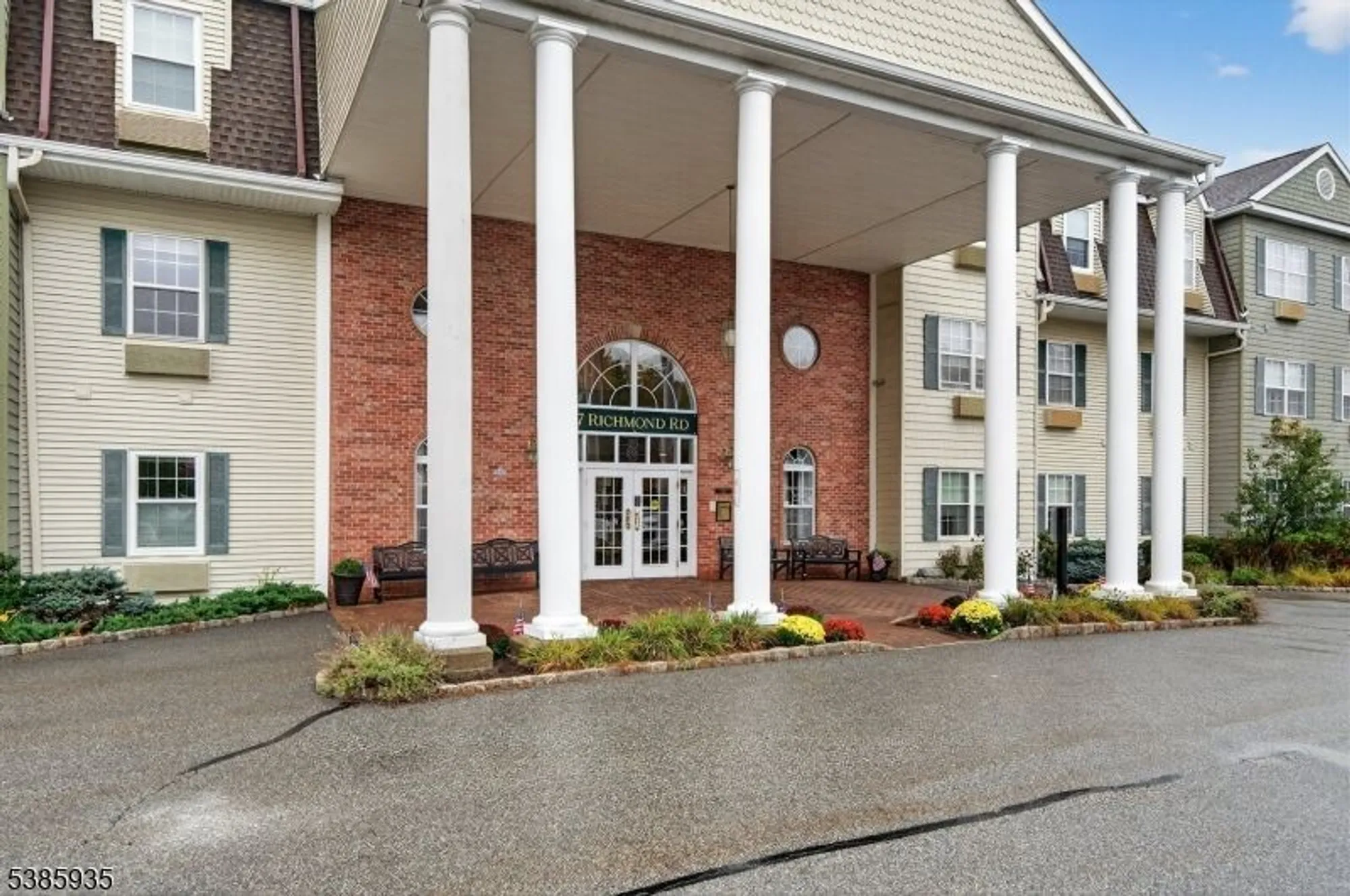 Property Slideshow image 2 of 23 | 7308 richmond rd # 308, West Milford, NJ, 07480