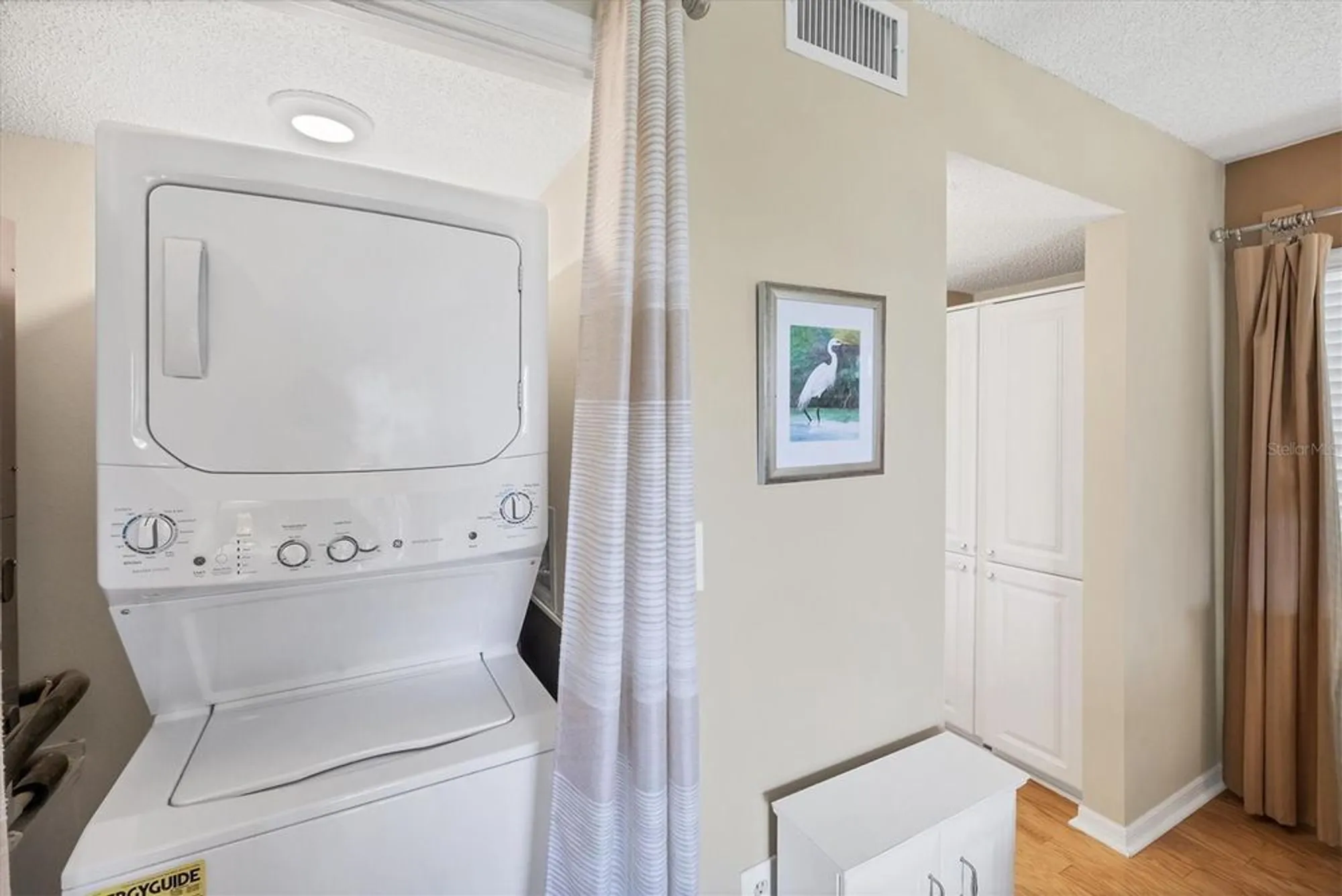 Property Slideshow image 26 of 49 | 404 cerromar cir 308, Venice, FL, 34293