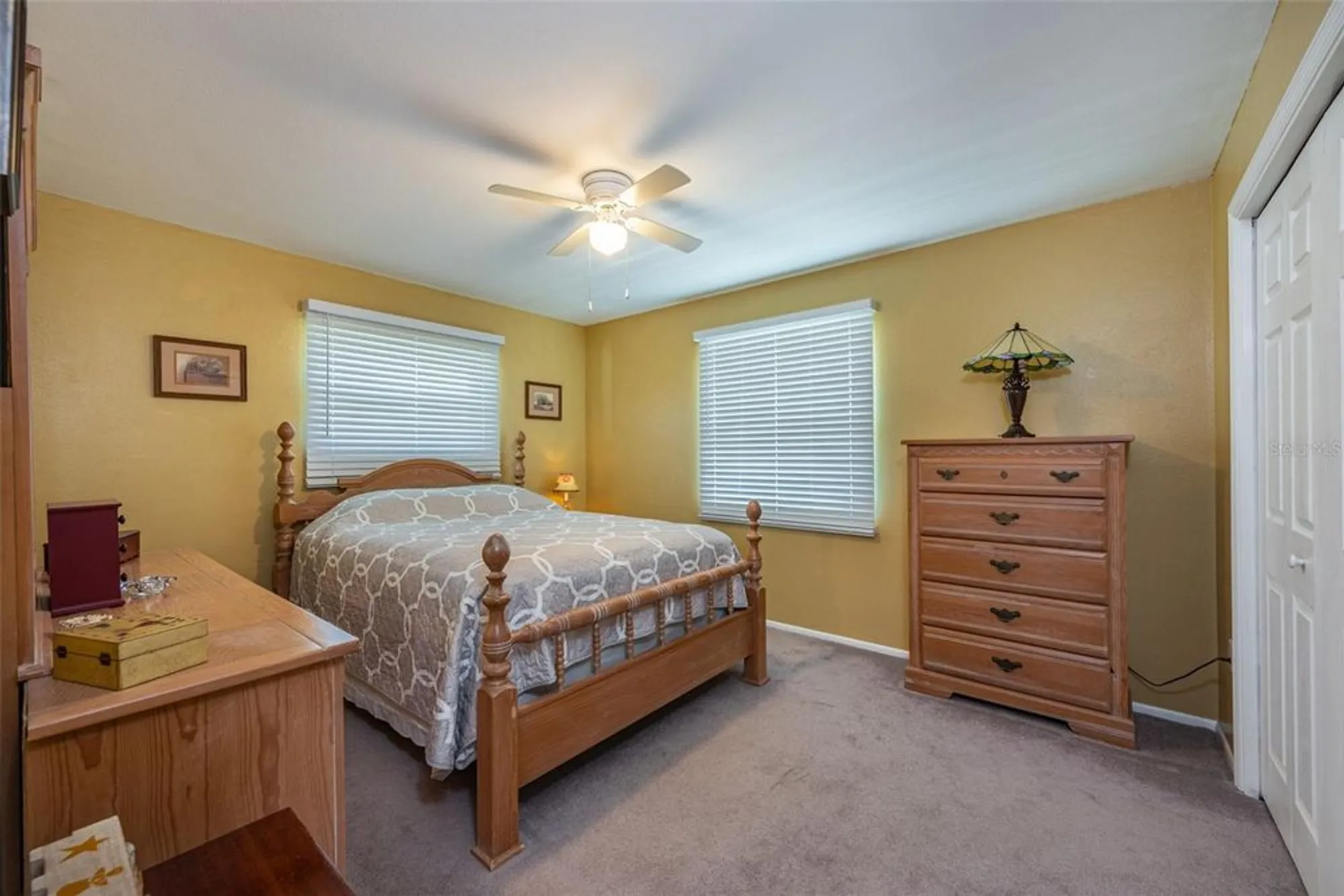 Property Slideshow image 14 of 24 | 906 hacienda dr, Sun City Center, FL, 33573