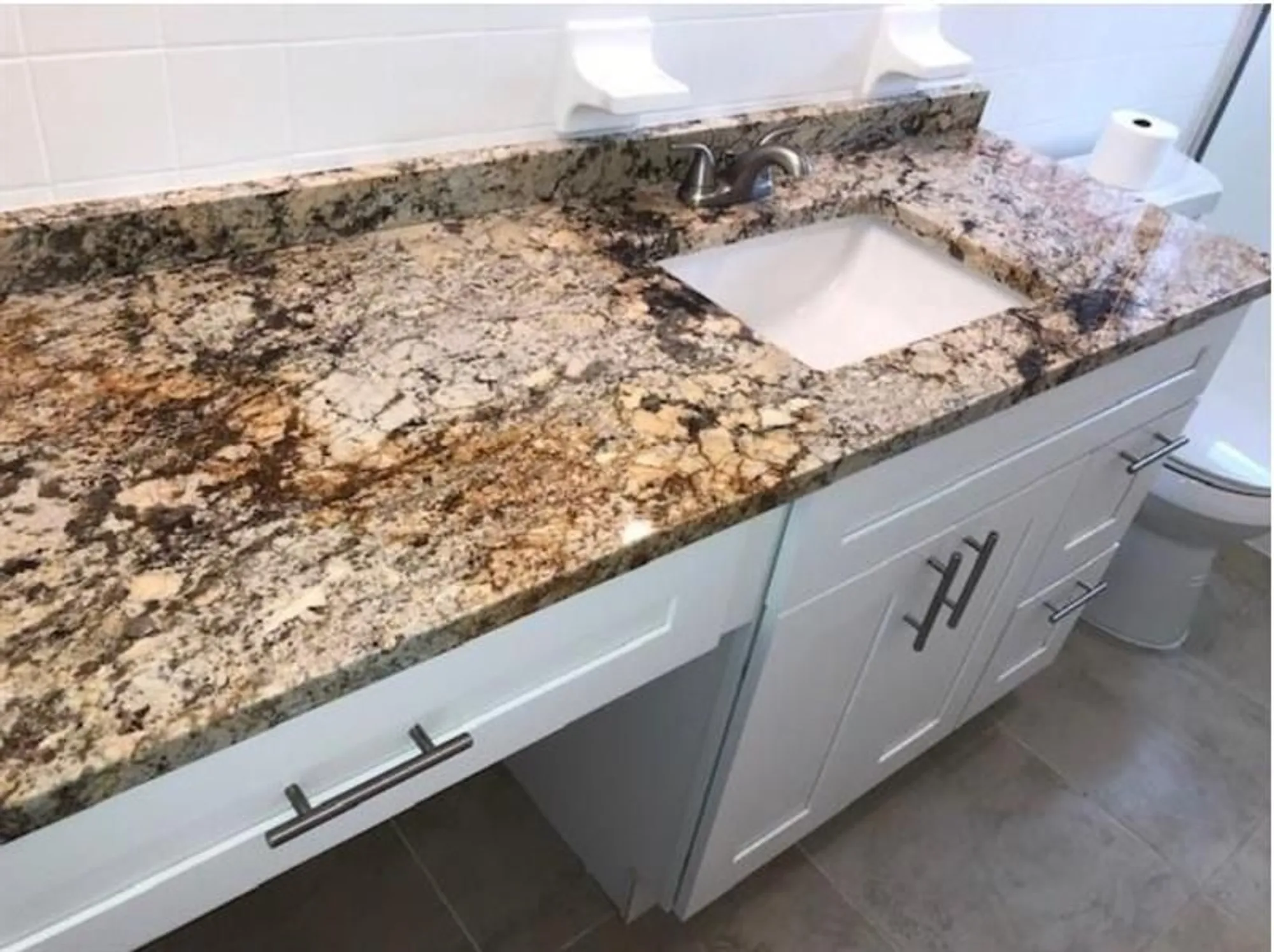 Property Slideshow image 19 of 40 | 1390 nw 70th ln, Margate, FL, 33063