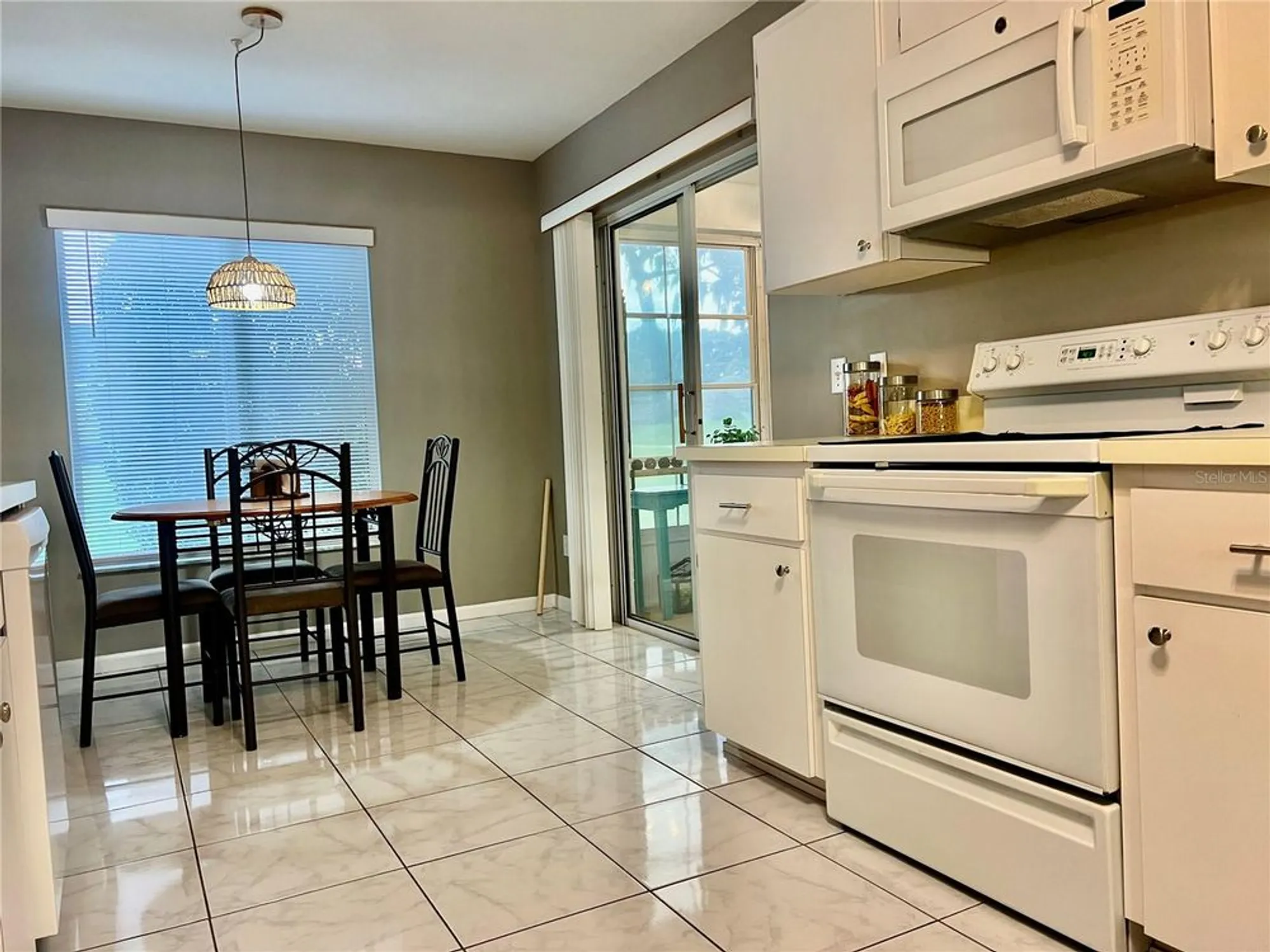 Property Slideshow image 21 of 72 | 2100 nw 50th cir, Ocala, FL, 34482