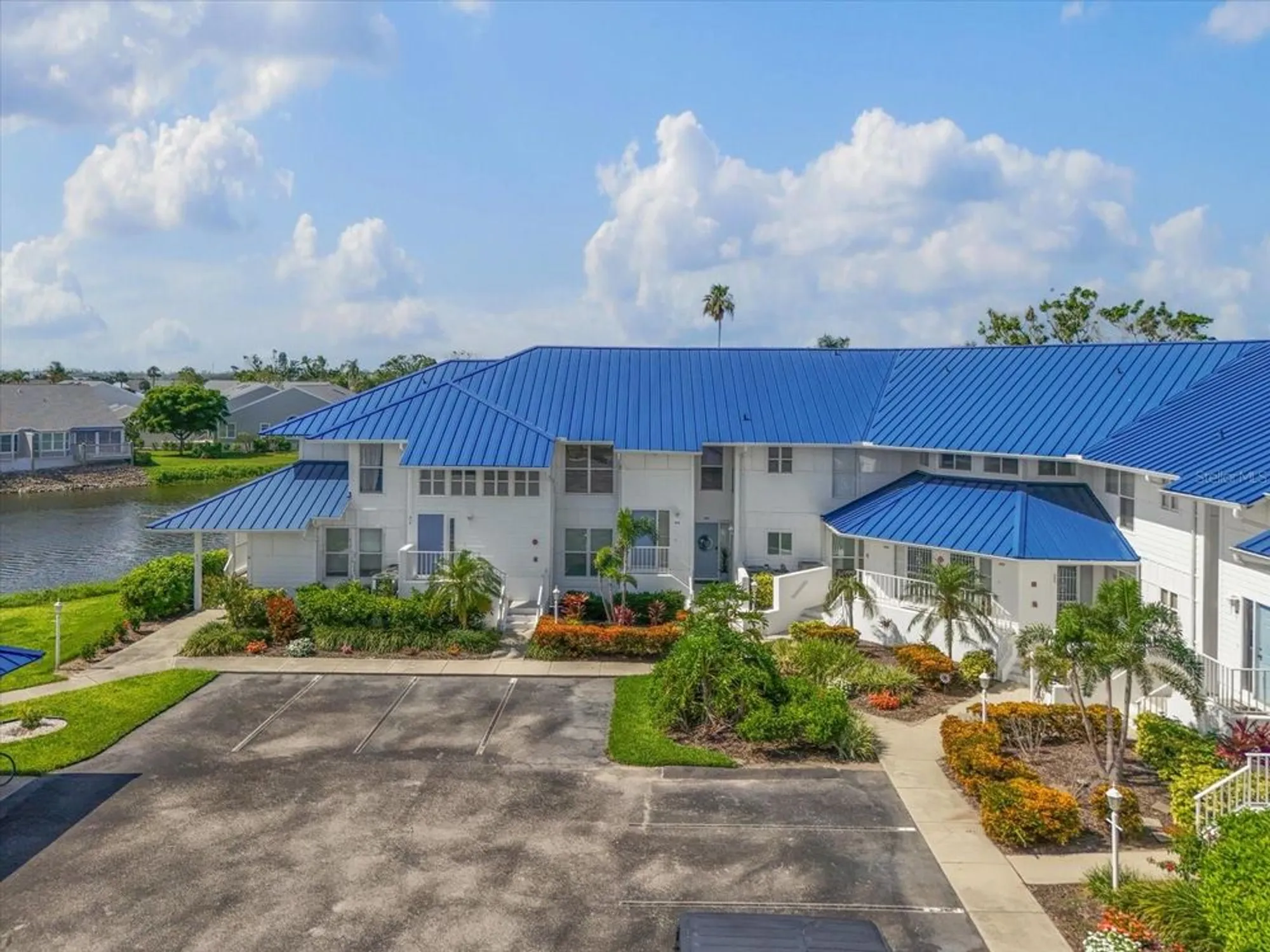 Property Slideshow image 36 of 65 | 970 sandpiper cir # 970, Bradenton, FL, 34209