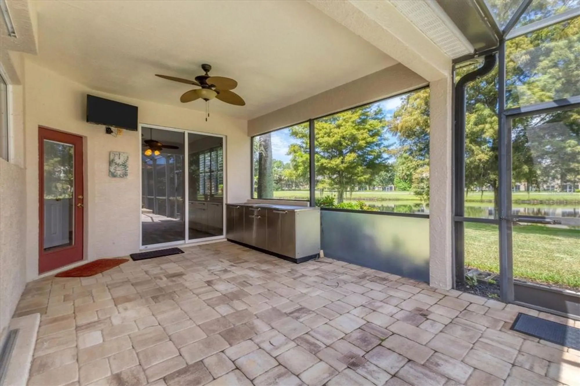 Property Slideshow image 3 of 53 | 6308 cormorant ct, Bradenton, FL, 34203