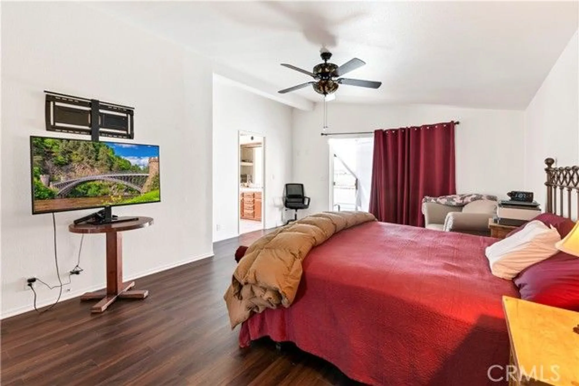 Property Slideshow image 27 of 50 | 1501 ailanthus dr, Hemet, CA, 92545
