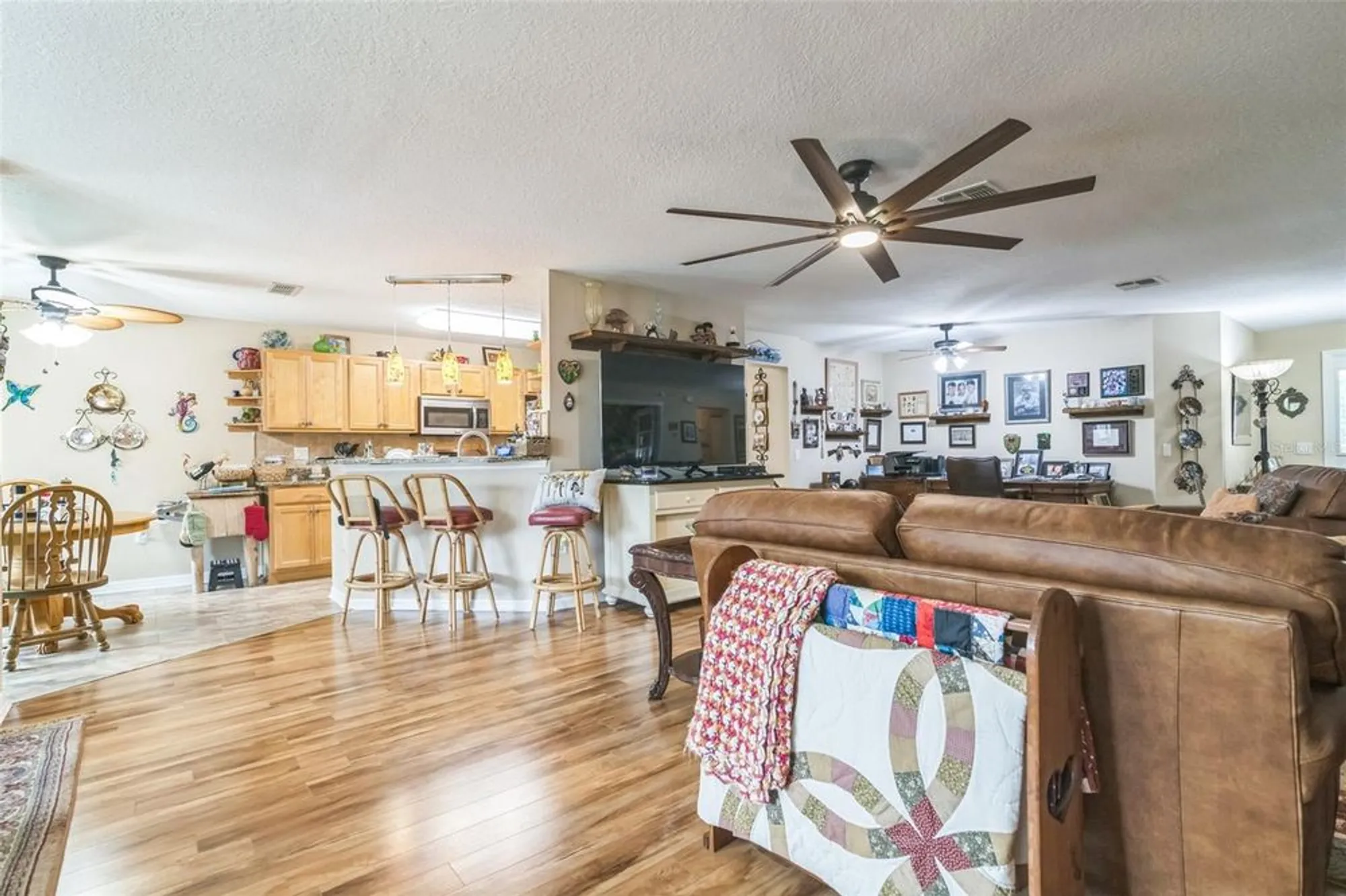 Property Slideshow image 10 of 32 | 9107 sw 102nd cir, Ocala, FL, 34481