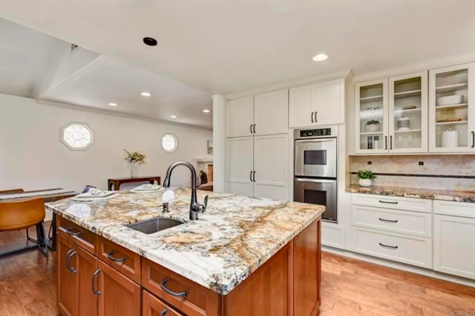 Property Slideshow image 21 of 57 | 1051 la reina dr, San Marcos, CA, 92078