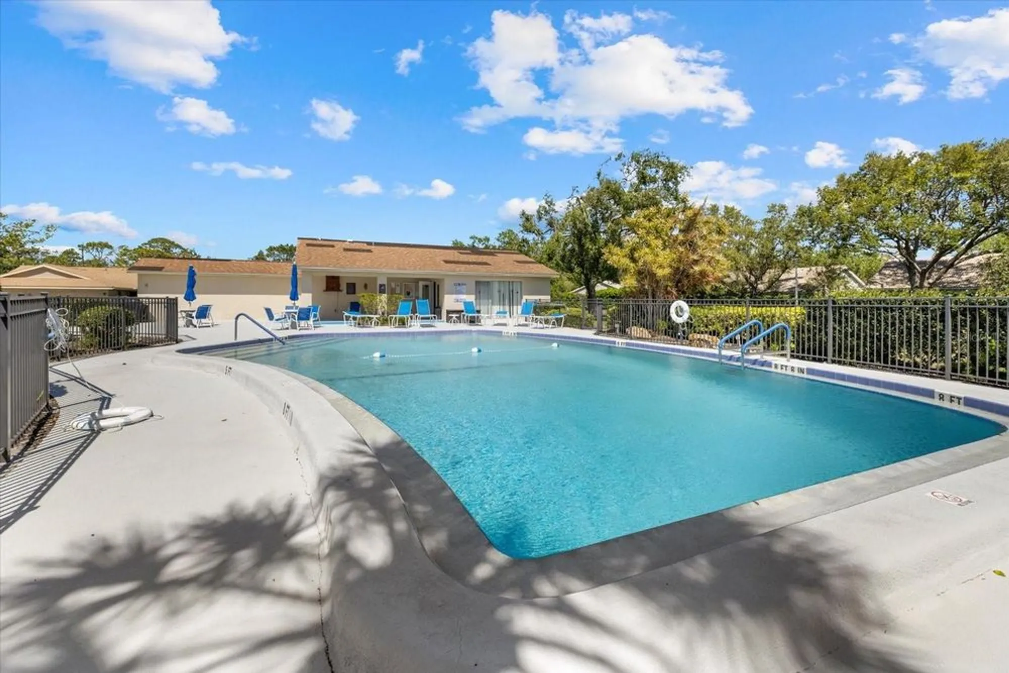 Property Slideshow image 26 of 33 | 7205 wood creek dr 16, Sarasota, FL, 34231