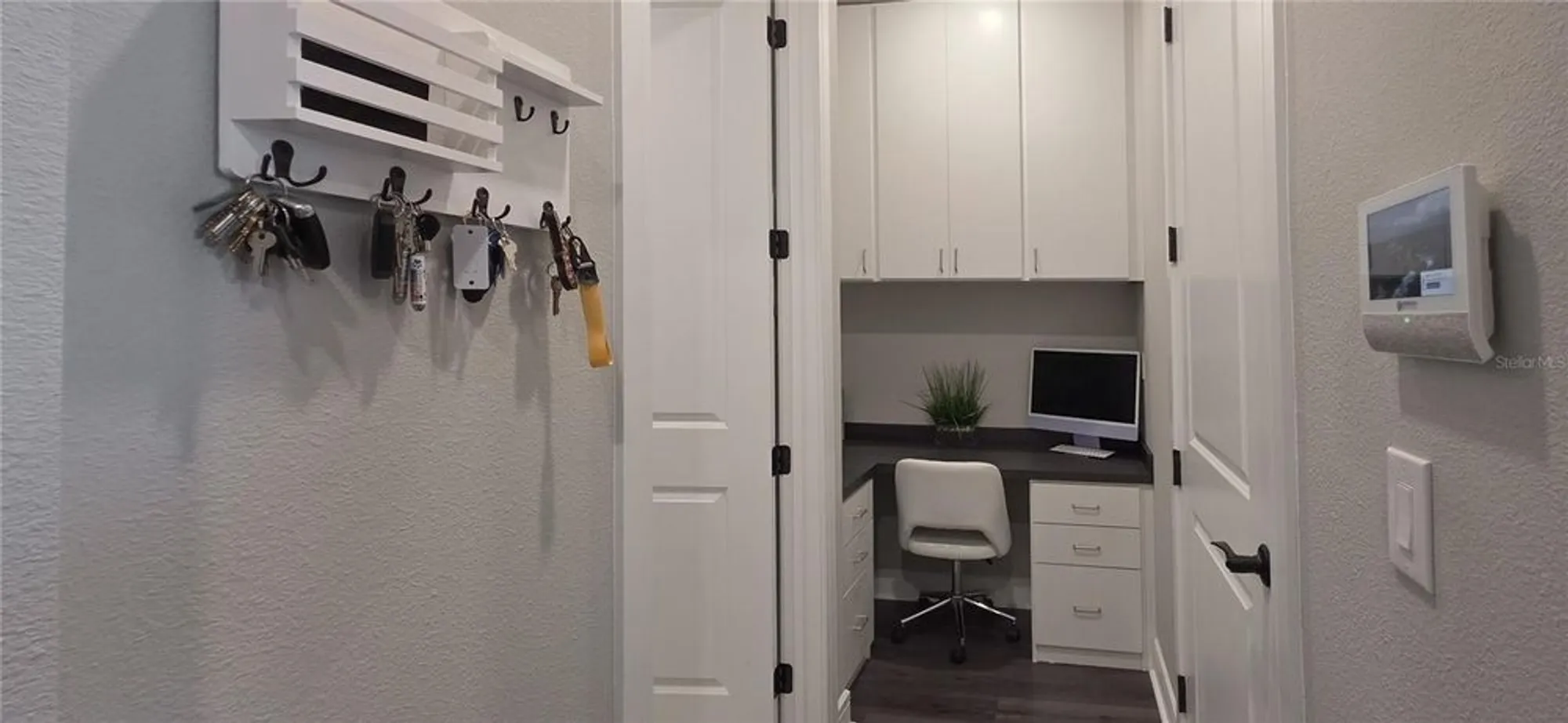 Property Slideshow image 6 of 49 | 10619 wynward way, Parrish, FL, 34219