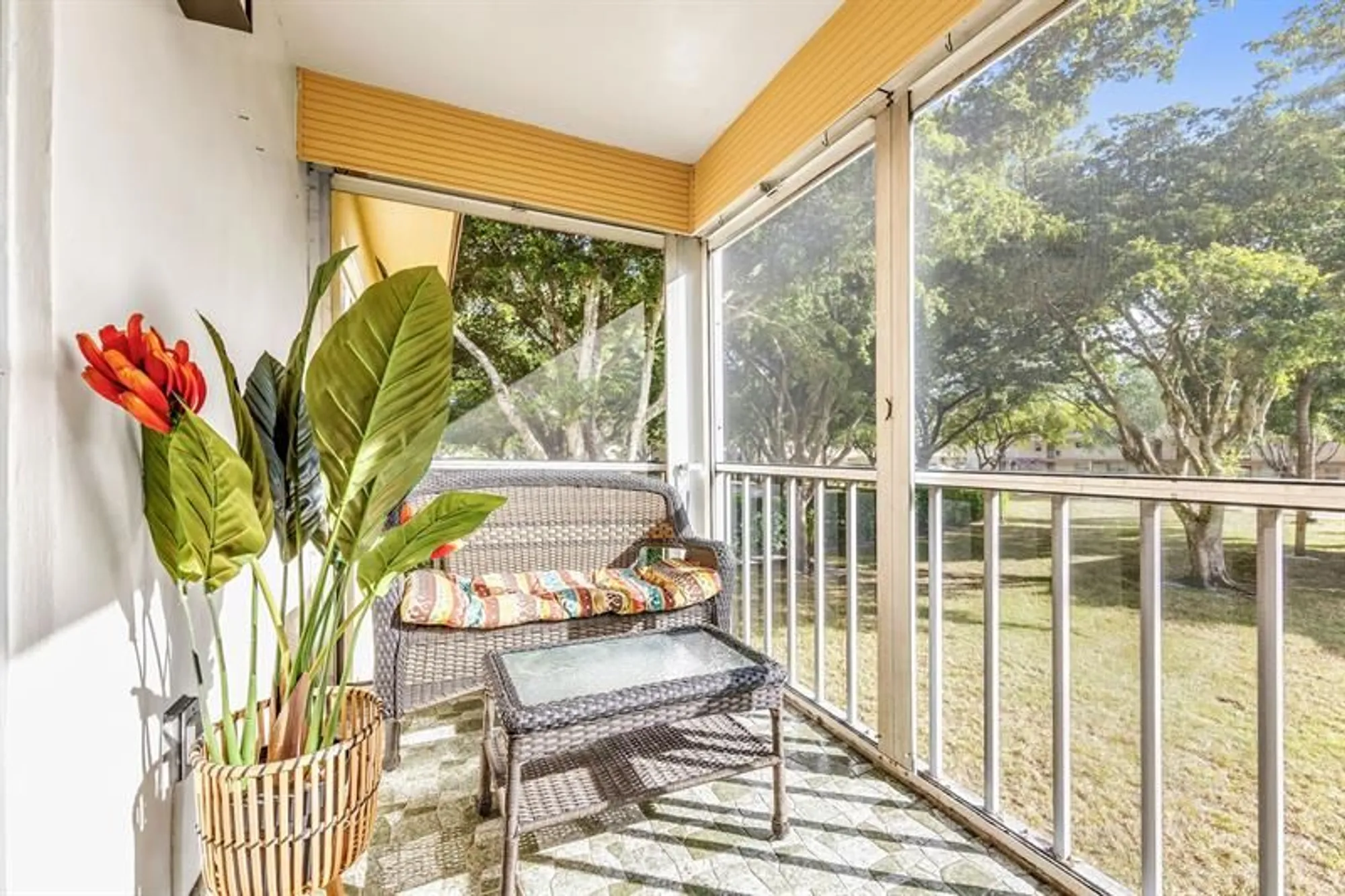Property Slideshow image 17 of 26 | 231 nw 76th ave 201, Margate, FL, 33063