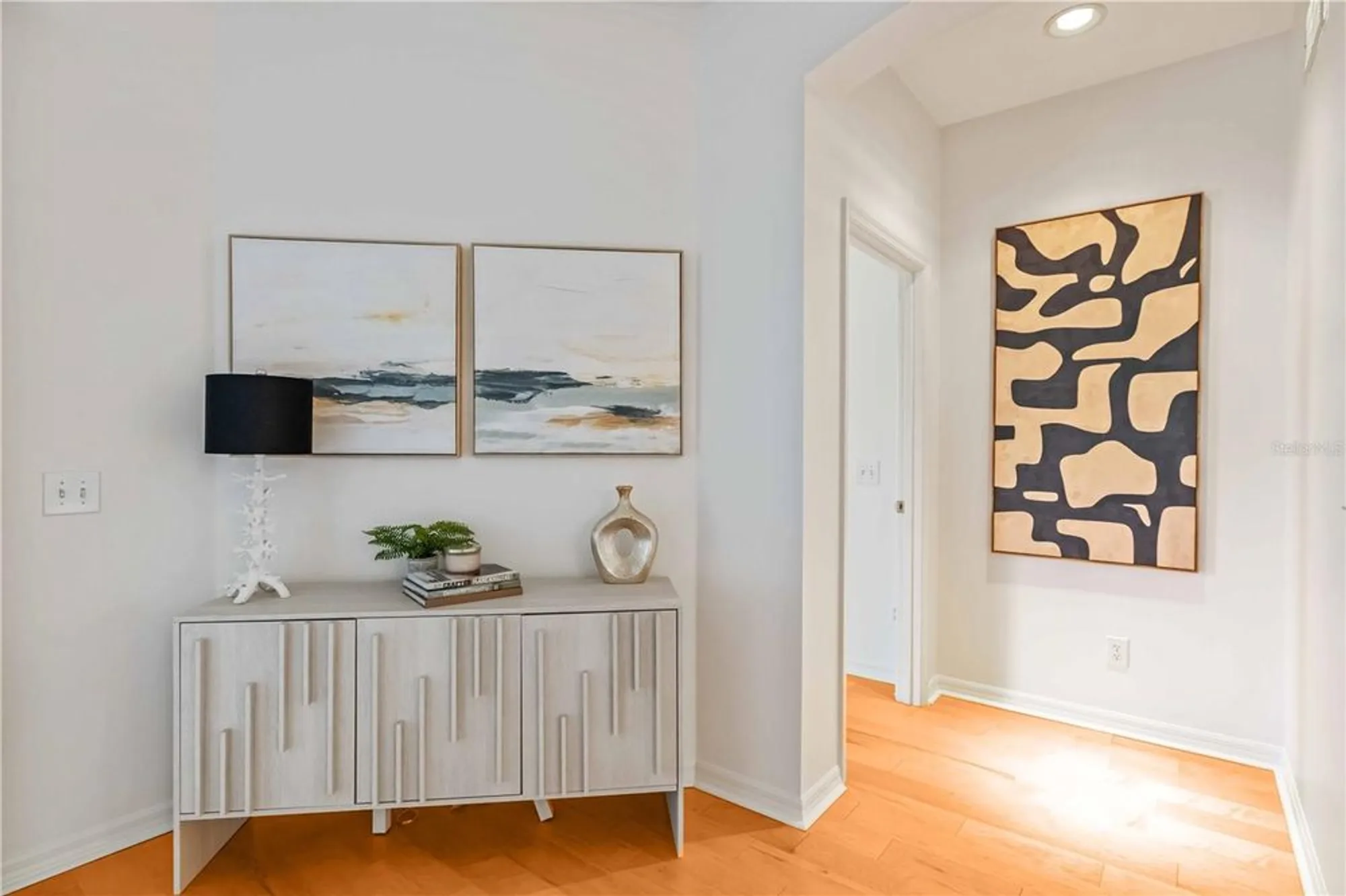 Property Slideshow image 10 of 39 | 4209 cascade falls dr, Sarasota, FL, 34243