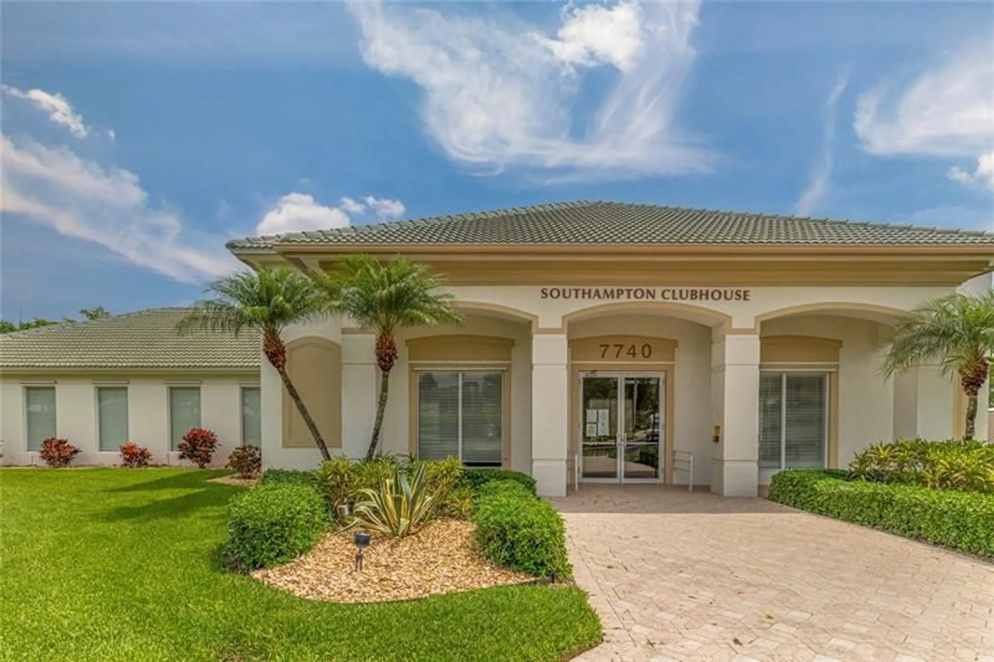Property Slideshow image 27 of 44 | 7739 southampton ter 411, Tamarac, FL, 33321