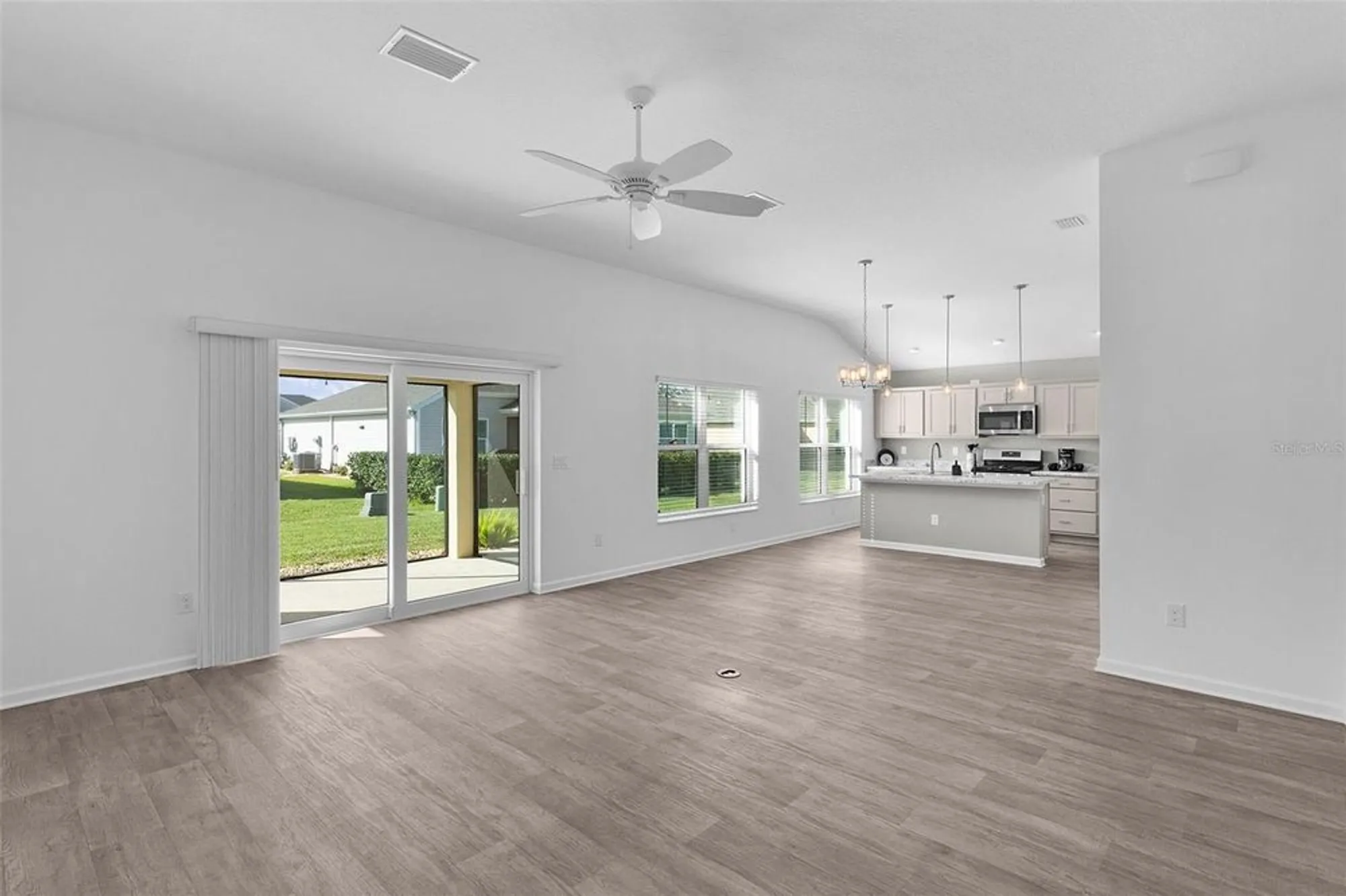 Property Slideshow image 14 of 42 | 3358 brianna ln, The Villages, FL, 32163