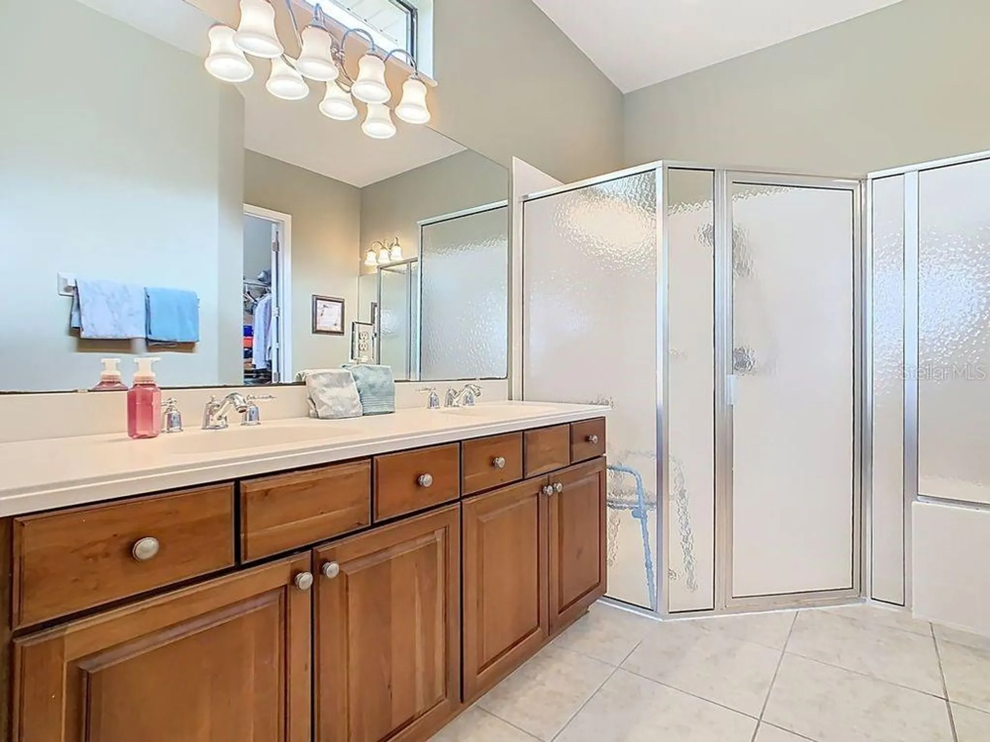 Property Slideshow image 38 of 63 | 639 villa park rd, Kissimmee, FL, 34759