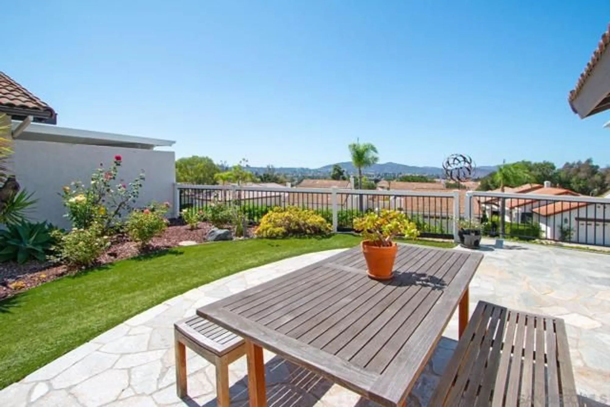 Property Slideshow image 22 of 41 | 17762 plaza acosta, San Diego, CA, 92128