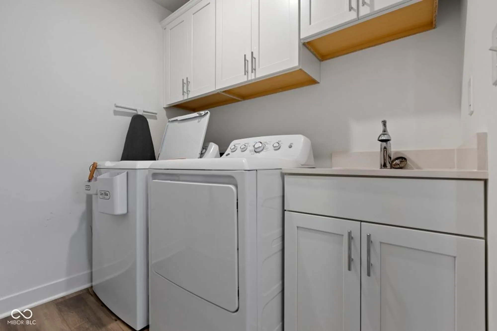 Property Slideshow image 26 of 40 | 335 ehrlich ln, Westfield, IN, 46074