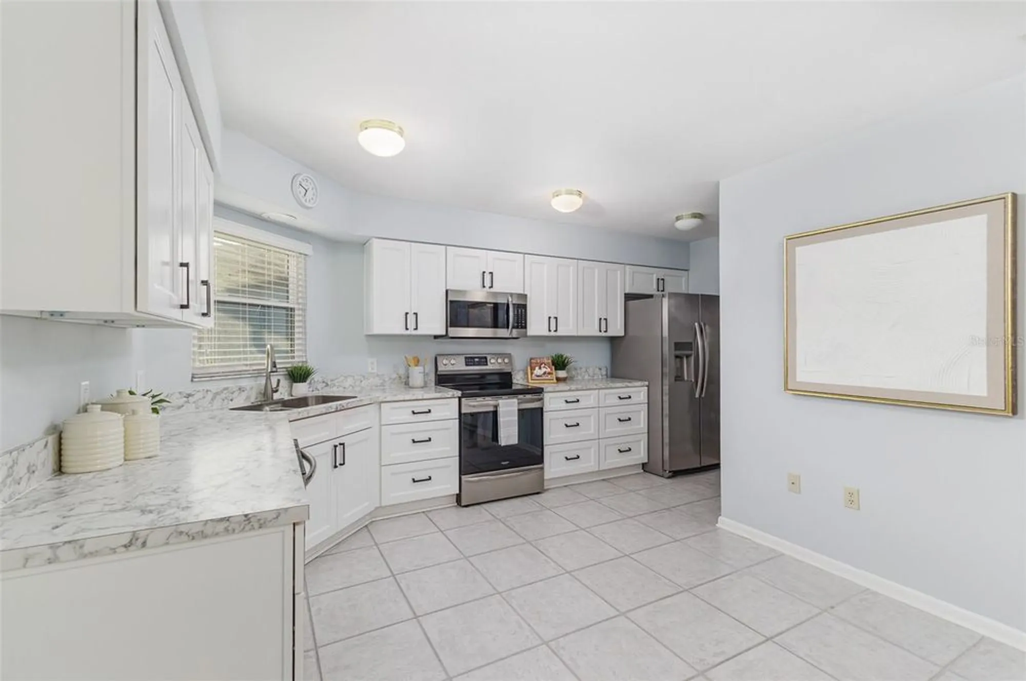 Property Slideshow image 8 of 39 | 4850 squire hollow dr, Lakeland, FL, 33811