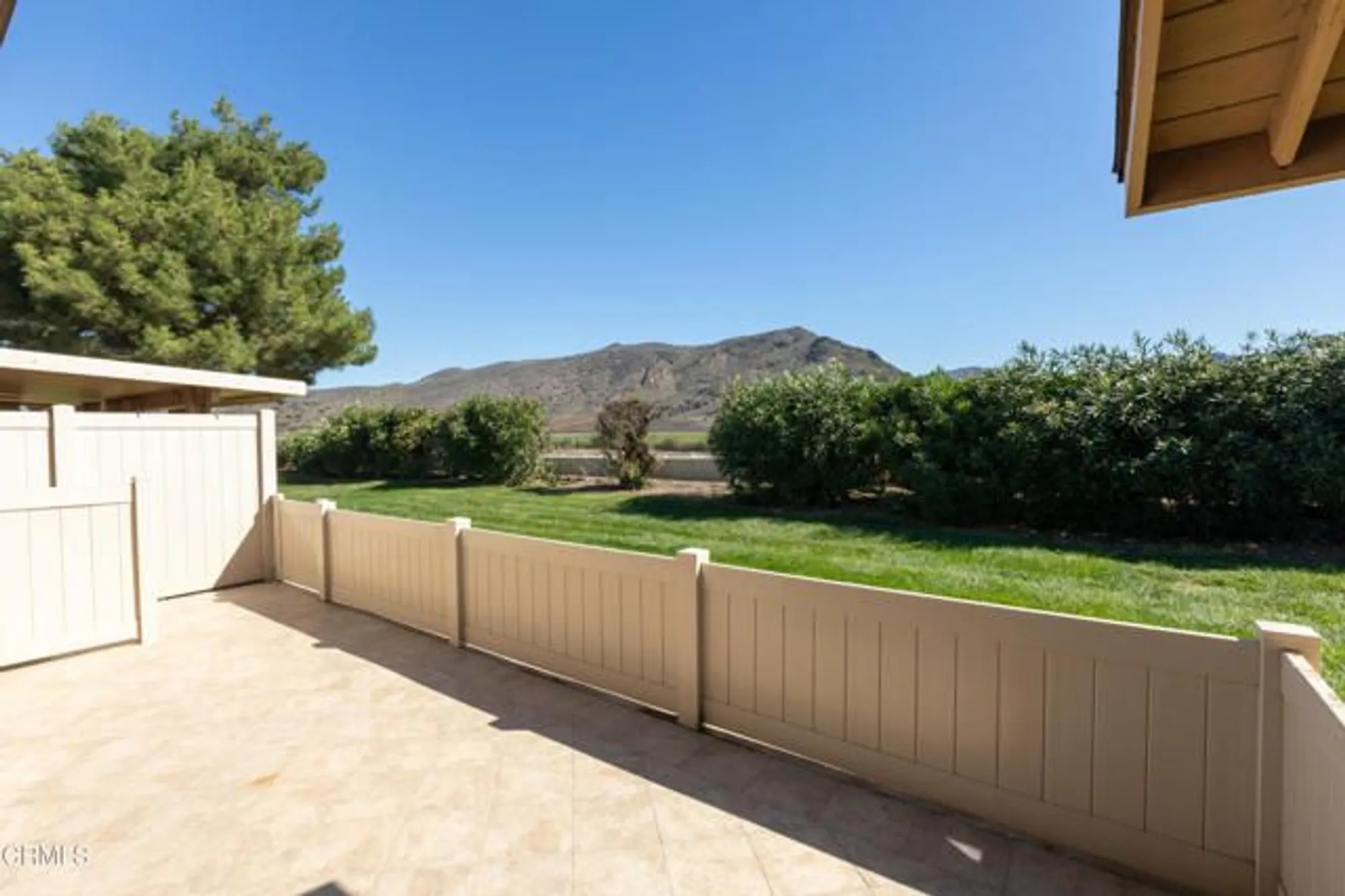 Property Slideshow image 27 of 43 | 20304 village 20, Camarillo, CA, 93012