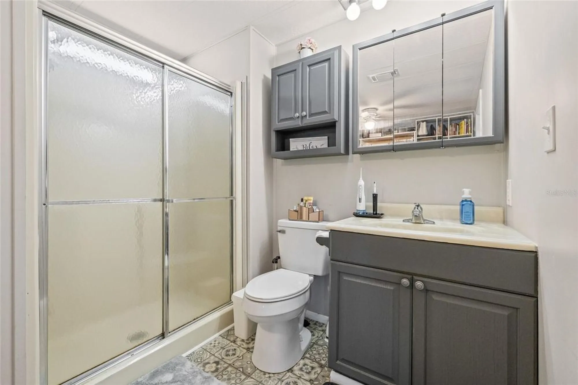 Property Slideshow image 18 of 34 | 1576 longbow dr, Lakeland, FL, 33810