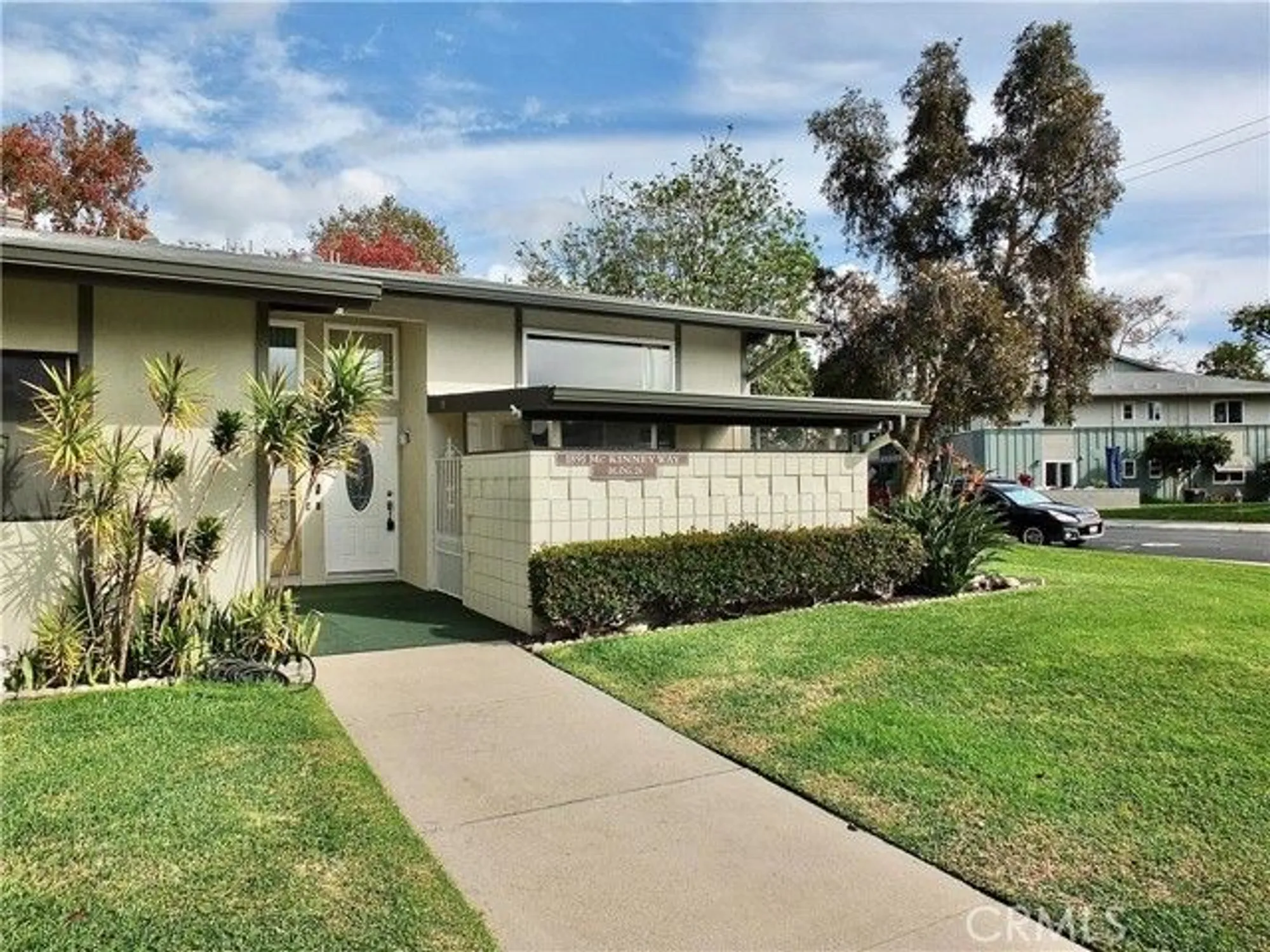 Property Slideshow image 2 of 66 | 1891 mckinney way apt 26b, Seal Beach, CA, 90740