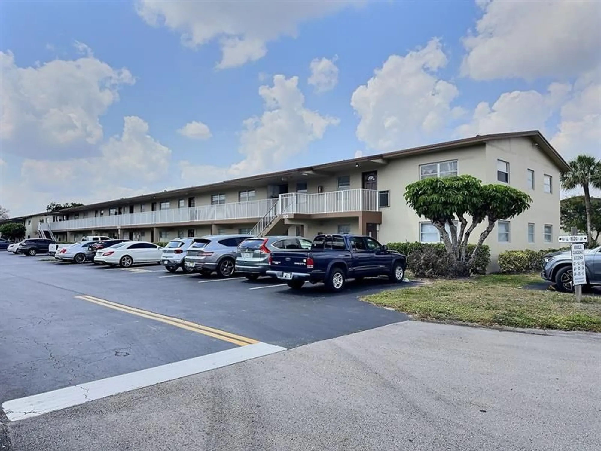 Property Slideshow image 13 of 16 | 7805 w atlantic blvd 207, Margate, FL, 33063