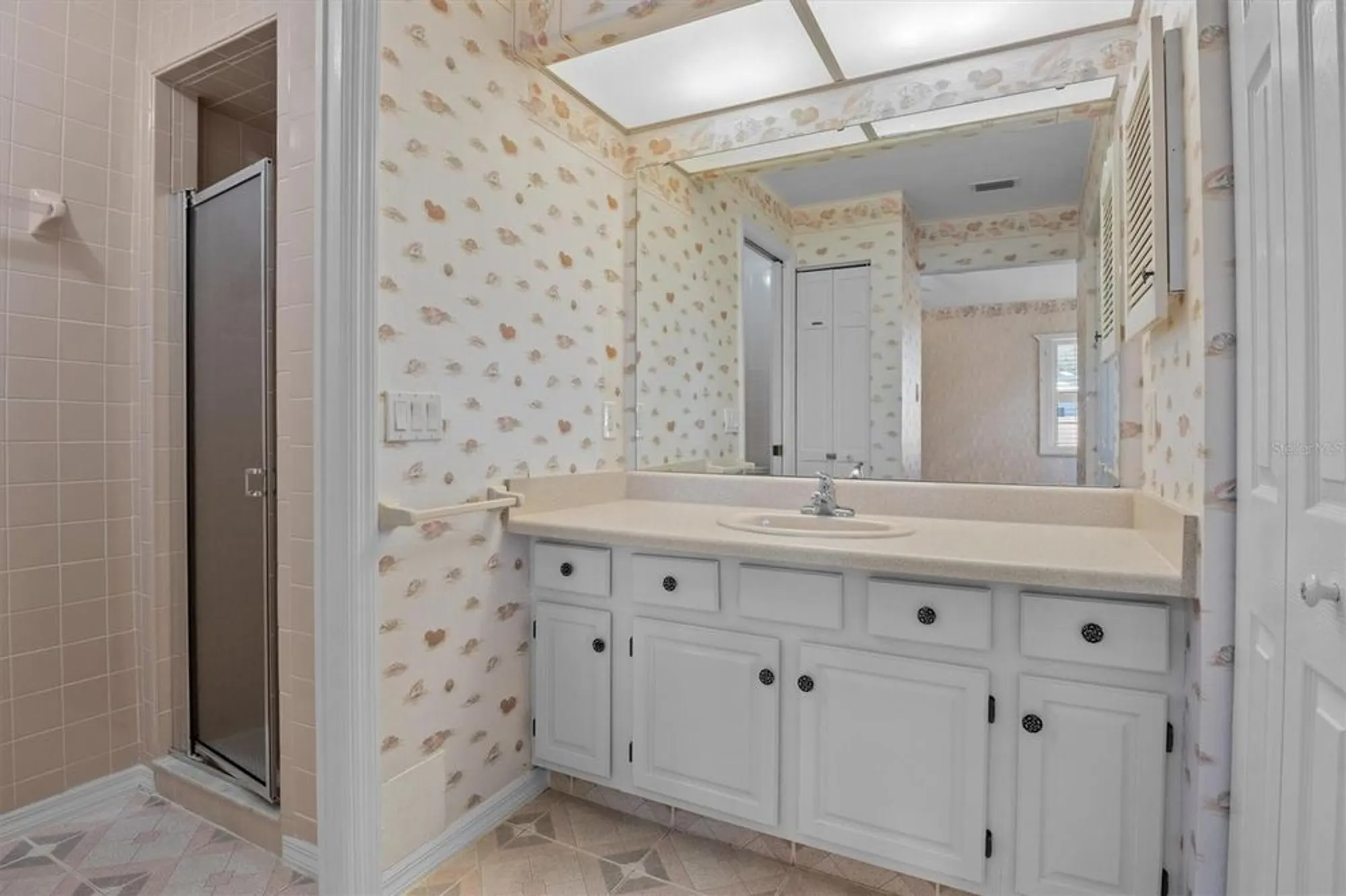 Property Slideshow image 15 of 26 | 6325 egret dr, Lakeland, FL, 33809